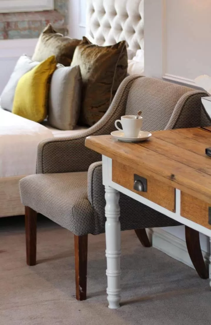 Seating area in Castle Hotel & Apartments