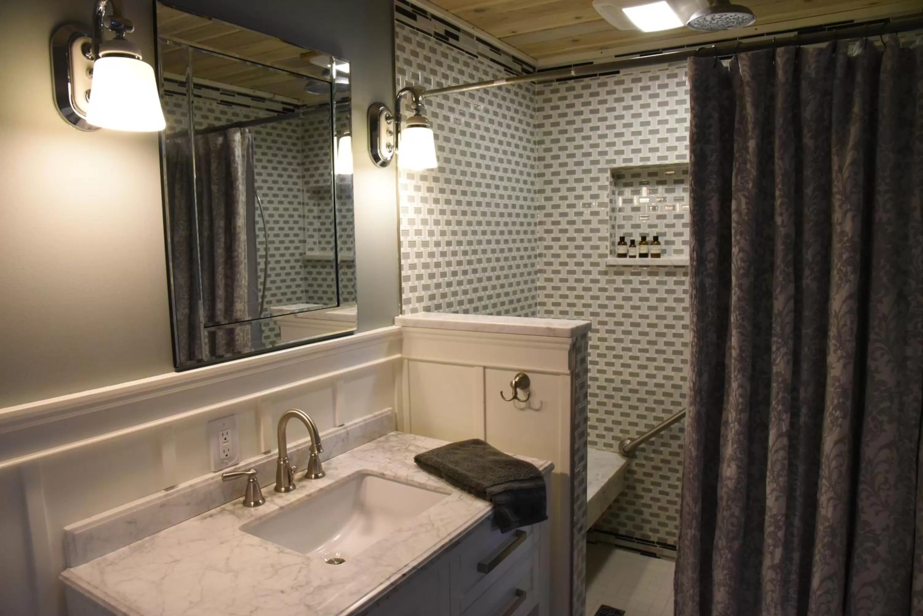 Bathroom in Les Chambres Roses