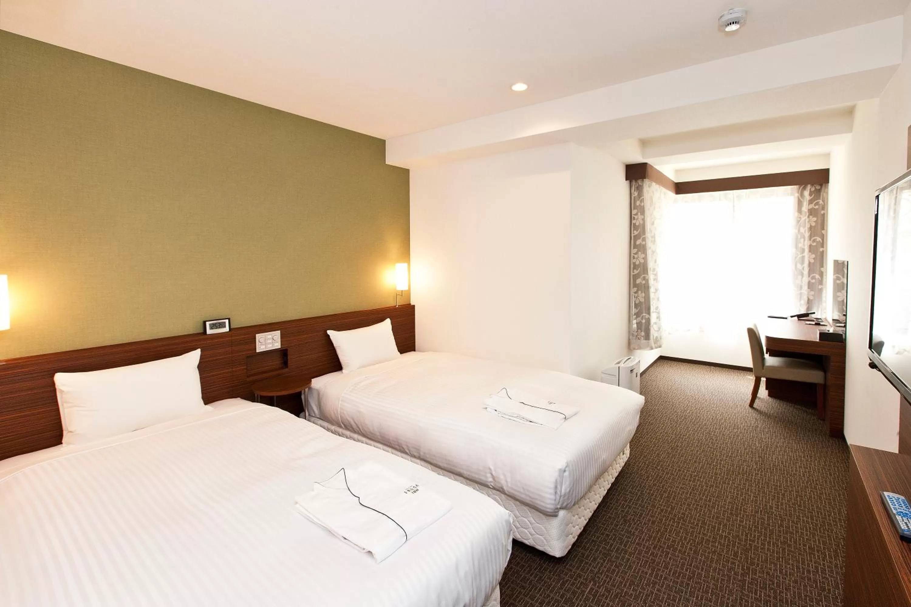 Photo of the whole room, Bed in Sotetsu Fresa Inn Tokyo Tamachi