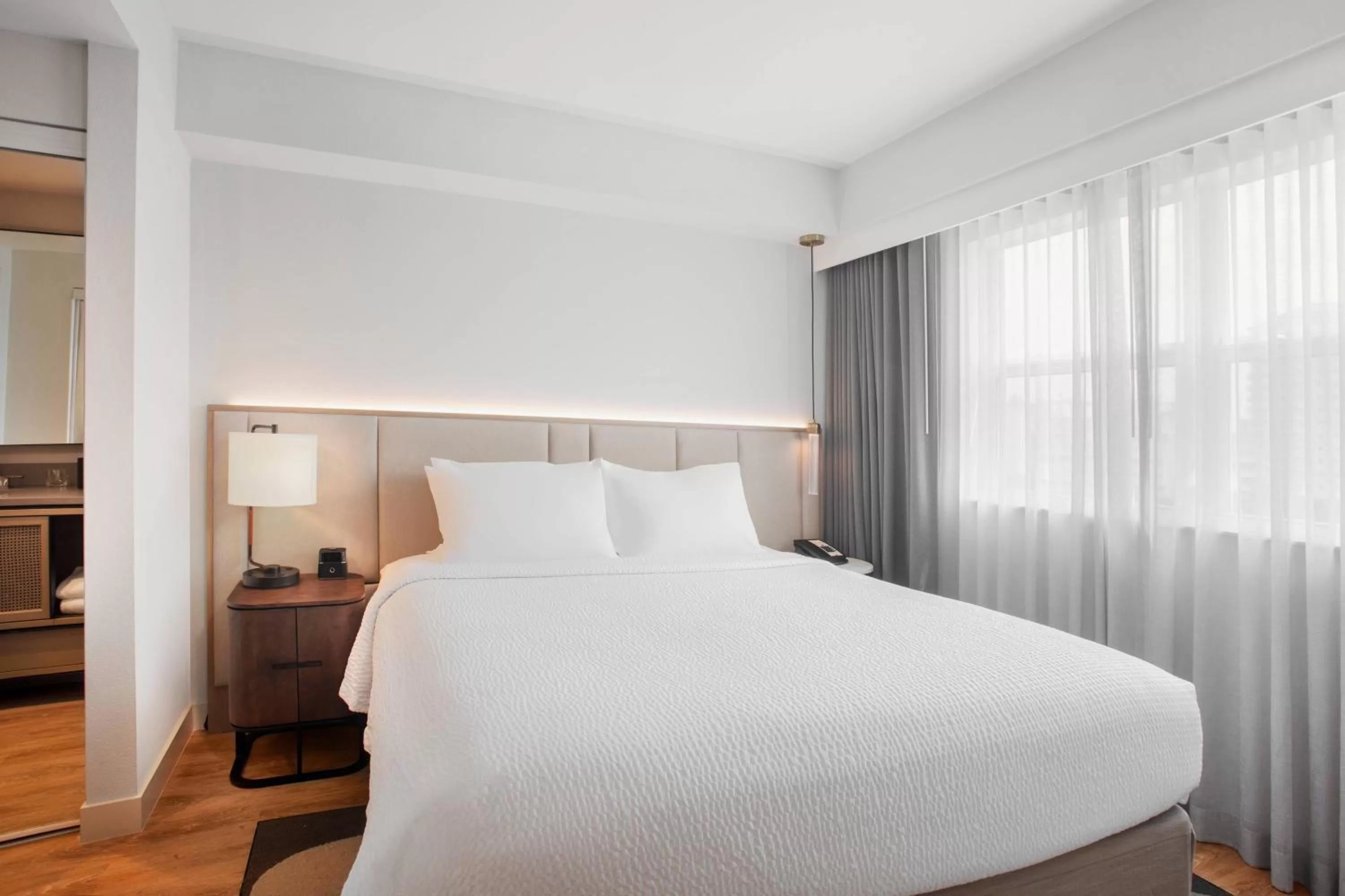 Bedroom, Bed in Residence Inn by Marriott Miami Aventura Mall
