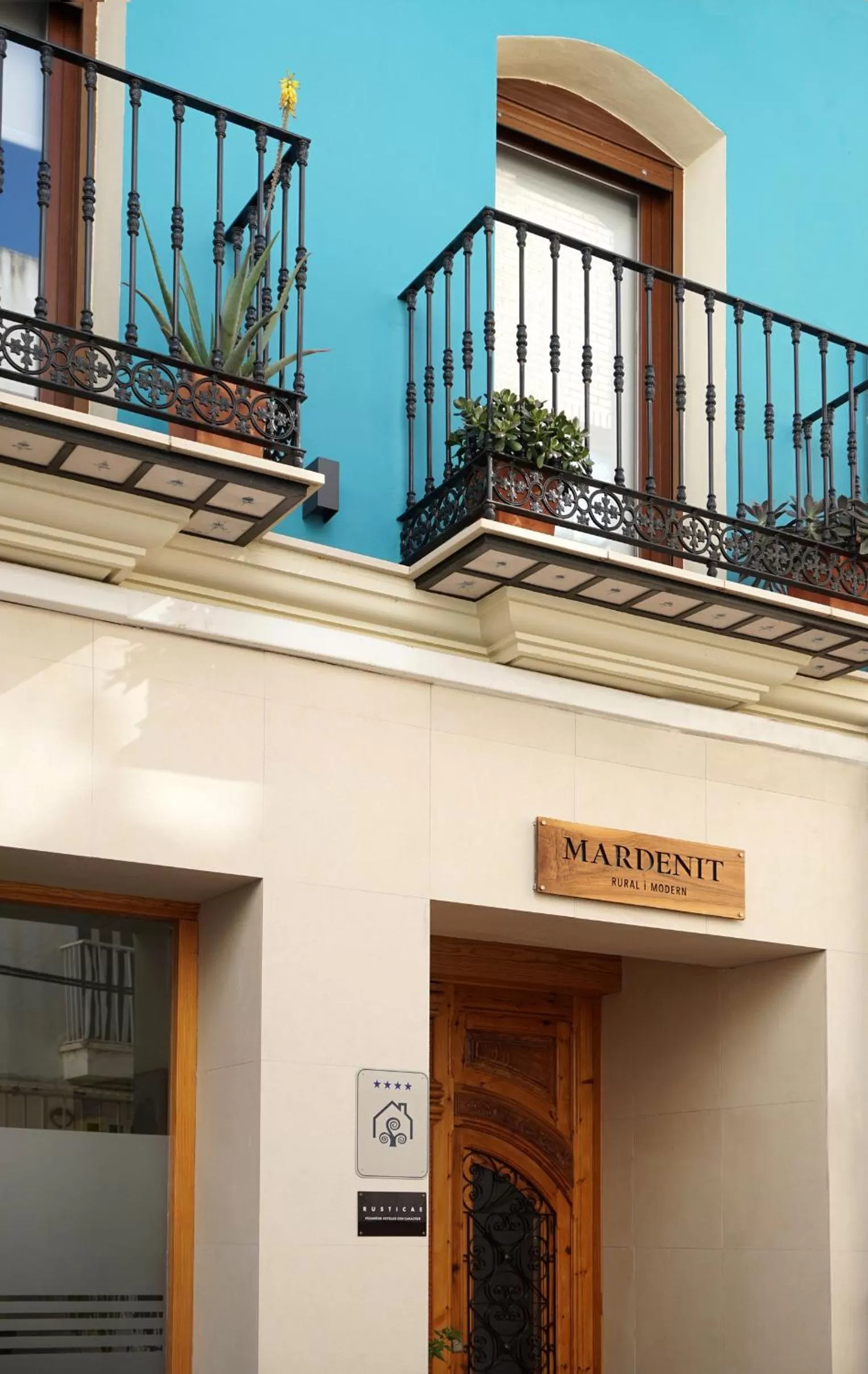 Property building in Mardenit Hotel Boutique
