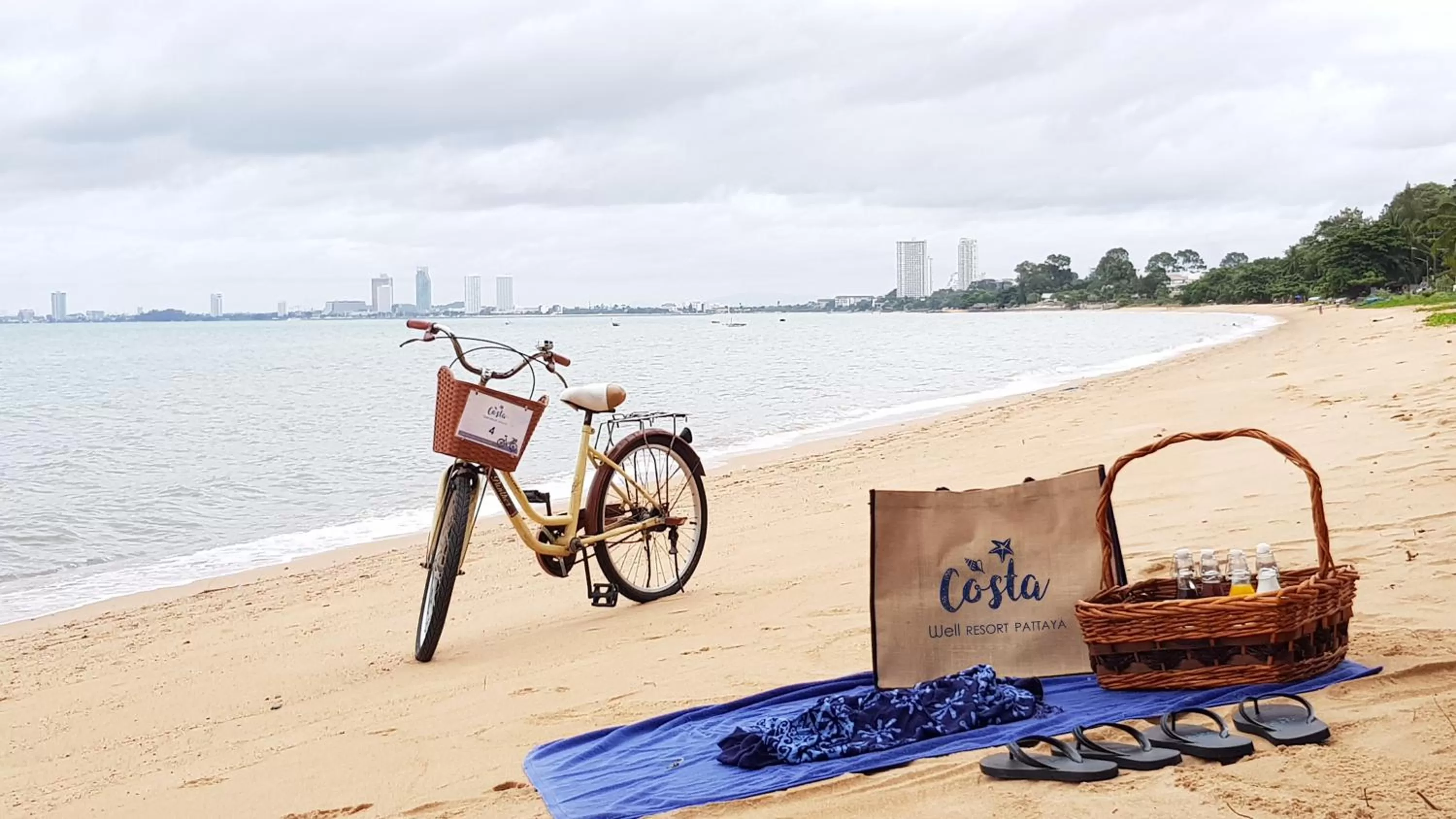 Beach in Costa Village Bangsaray