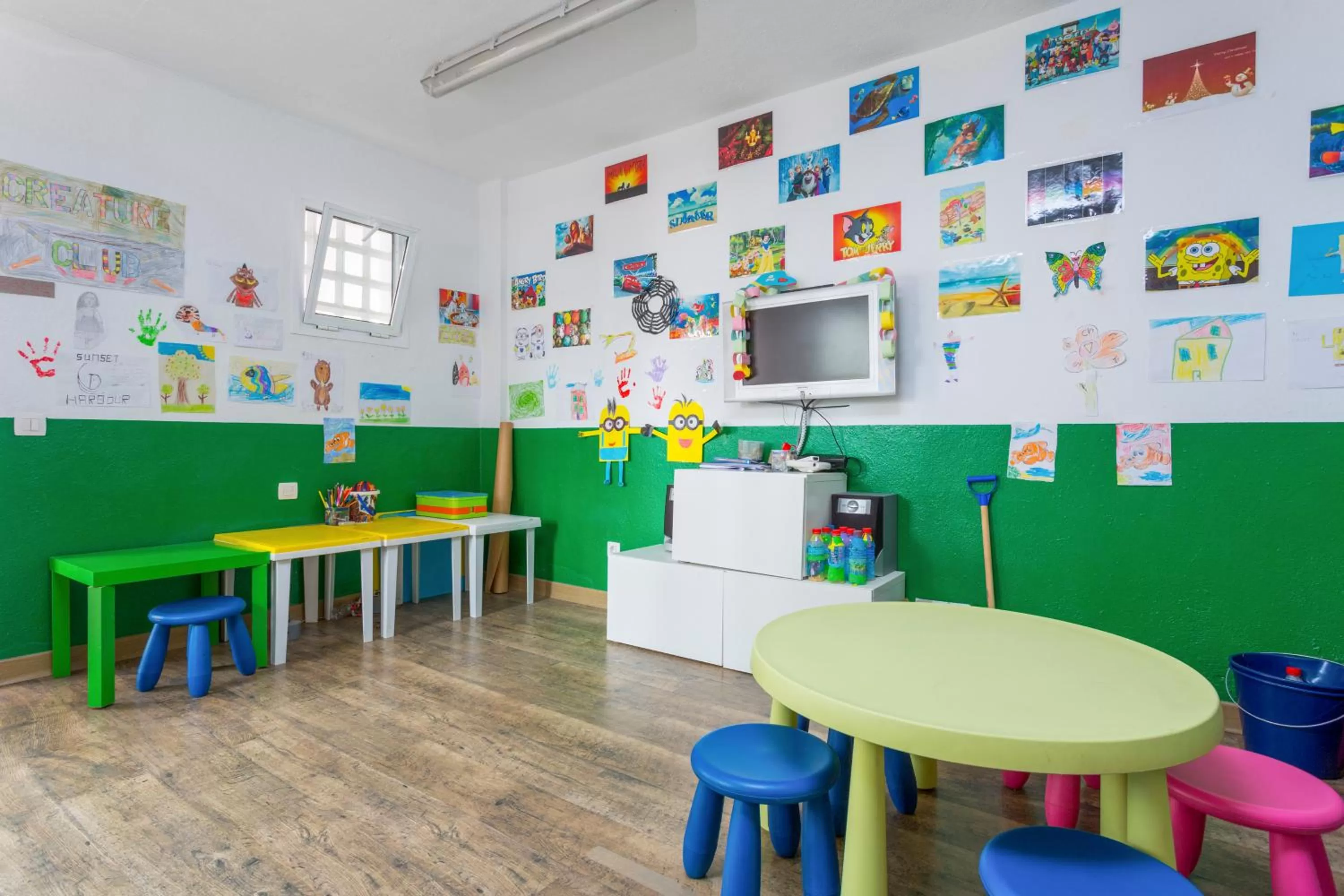 Kids's club in Sunset Harbour Club