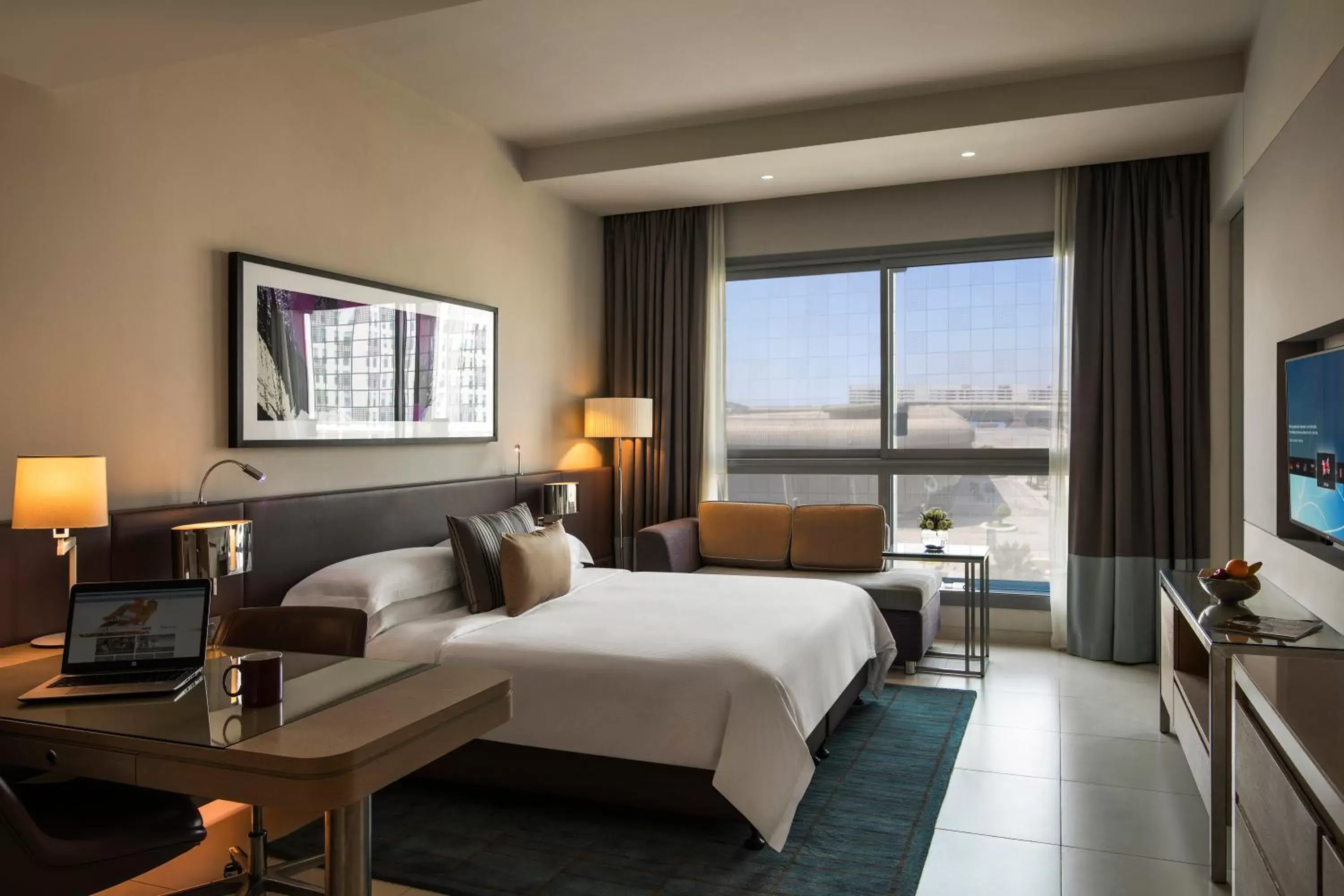 Studio - King Bed in Capital Centre Arjaan by Rotana Studio - King Bed in Capital Centre Arjaan by Rotana