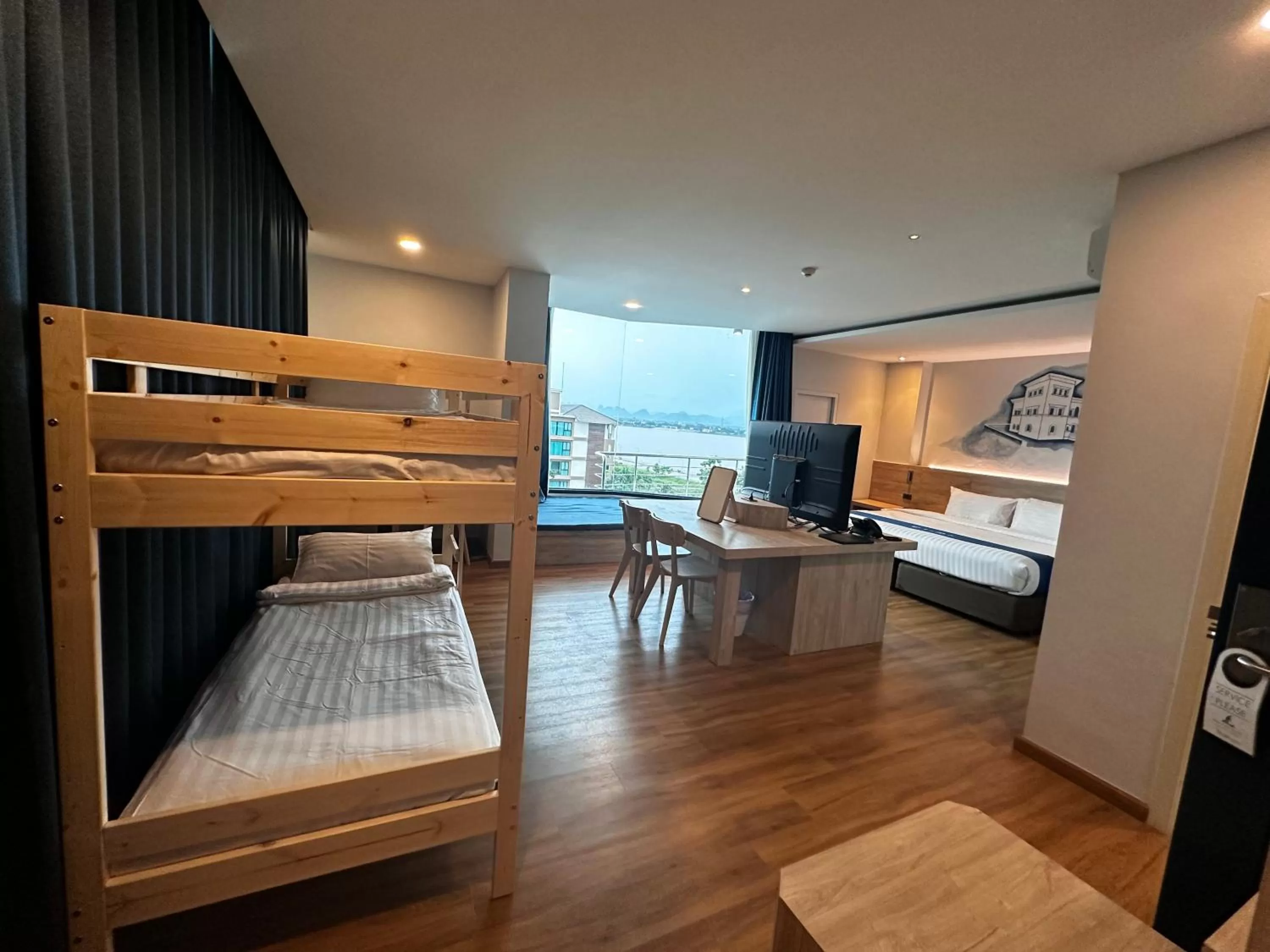 Bed in Siri regent Hotel