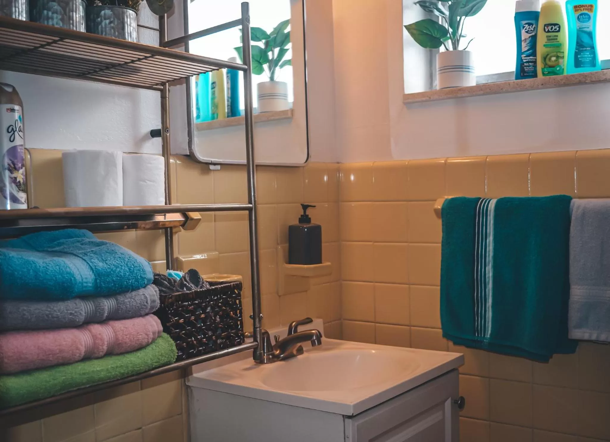 Bathroom in Hollywood Light Haven Lodge