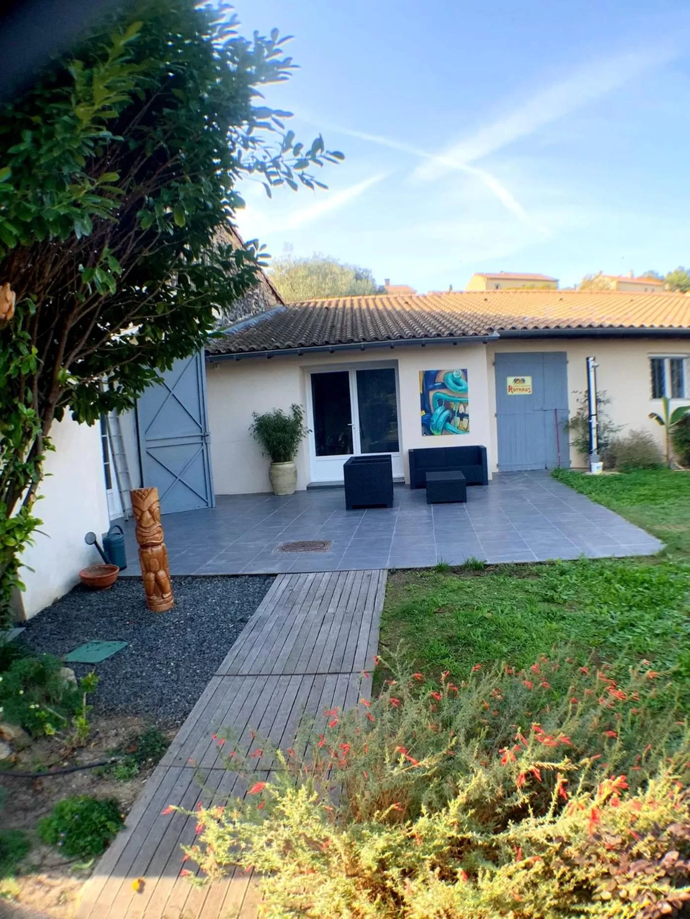 Balcony/Terrace, Property Building in Le Mas des Oliviers Nîmes