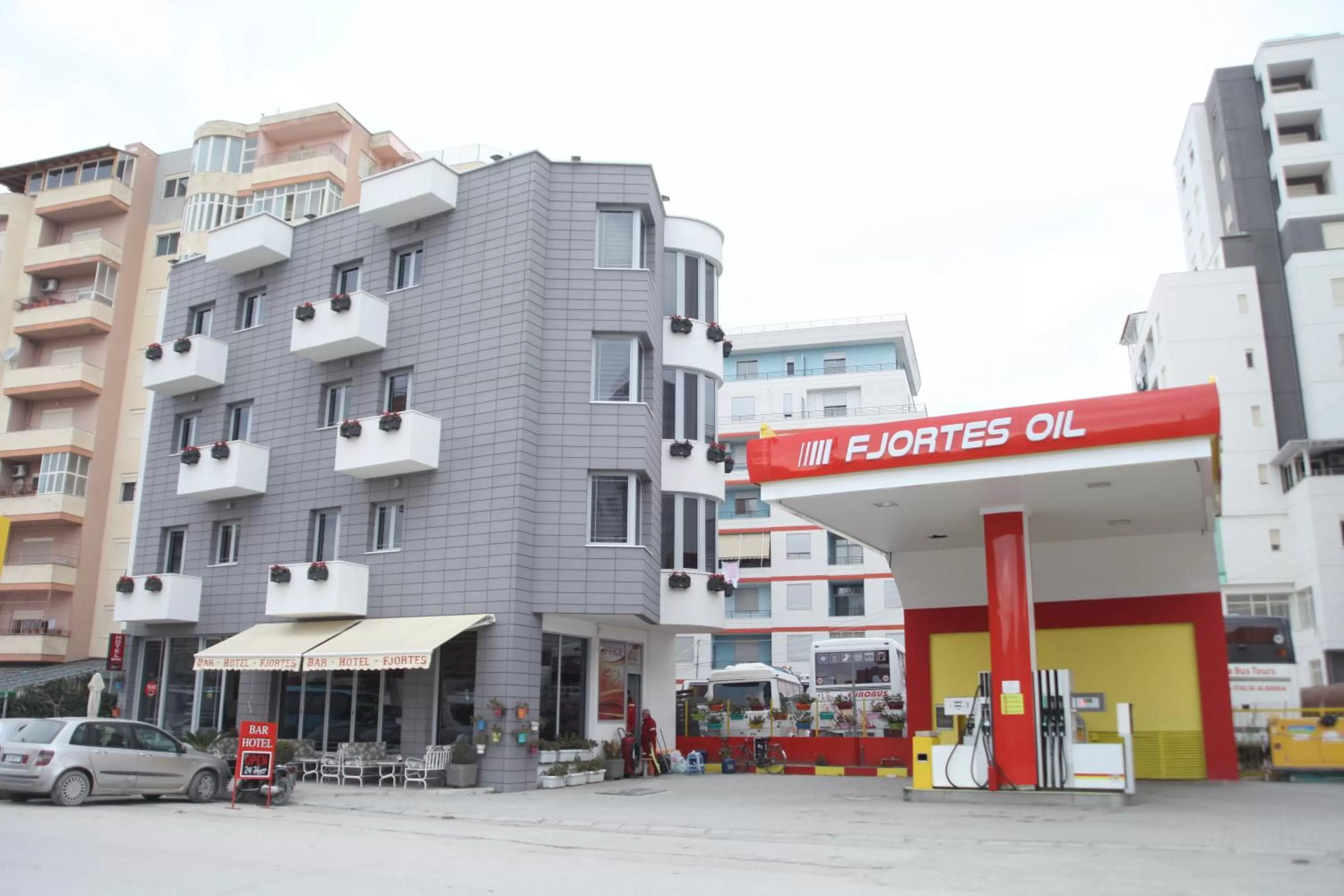 Balcony/Terrace, Property Building in Fjortes Hotel