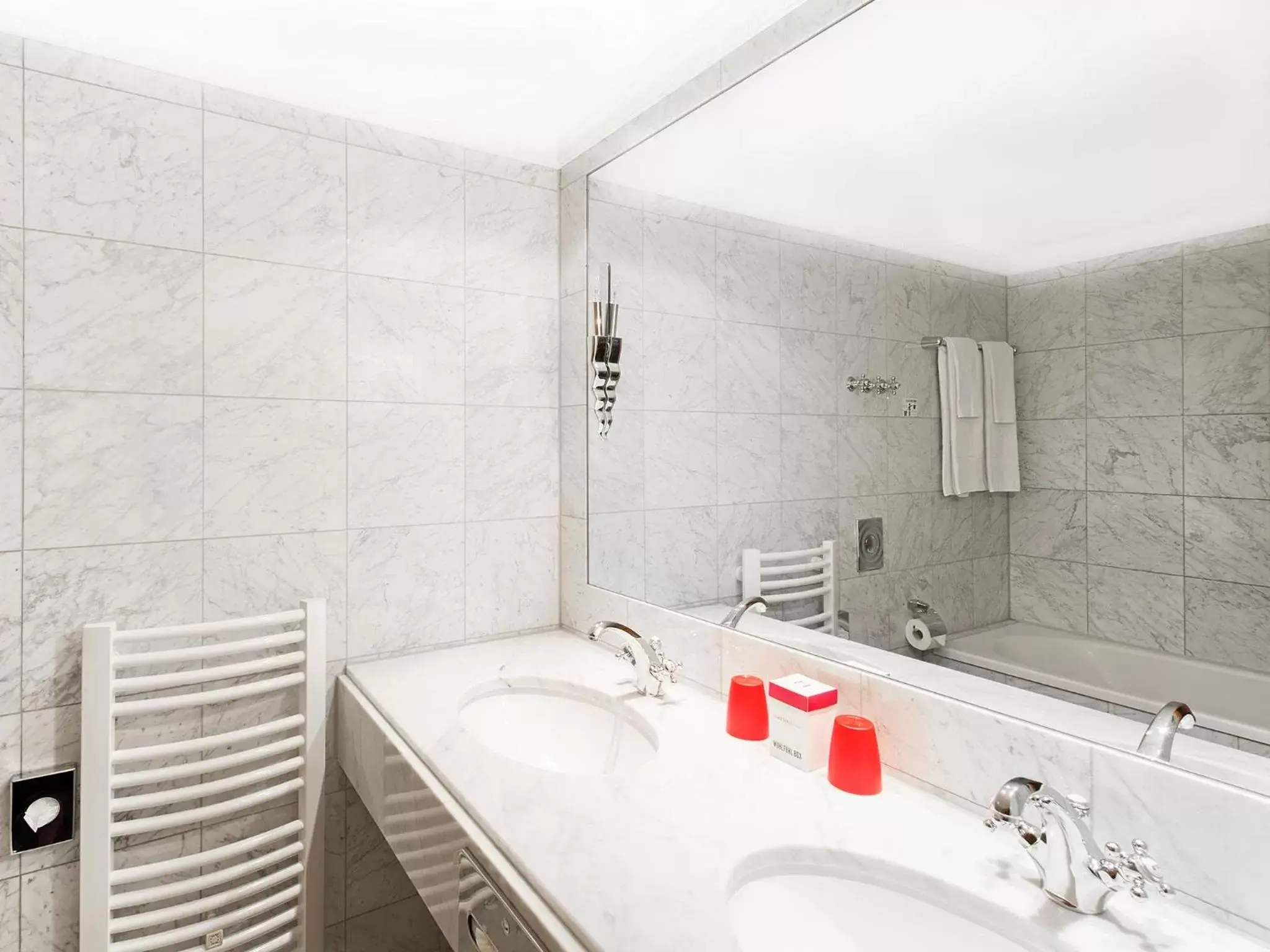 Junior Suite in DORMERO Hotel Halle Junior Suite in DORMERO Hotel Halle