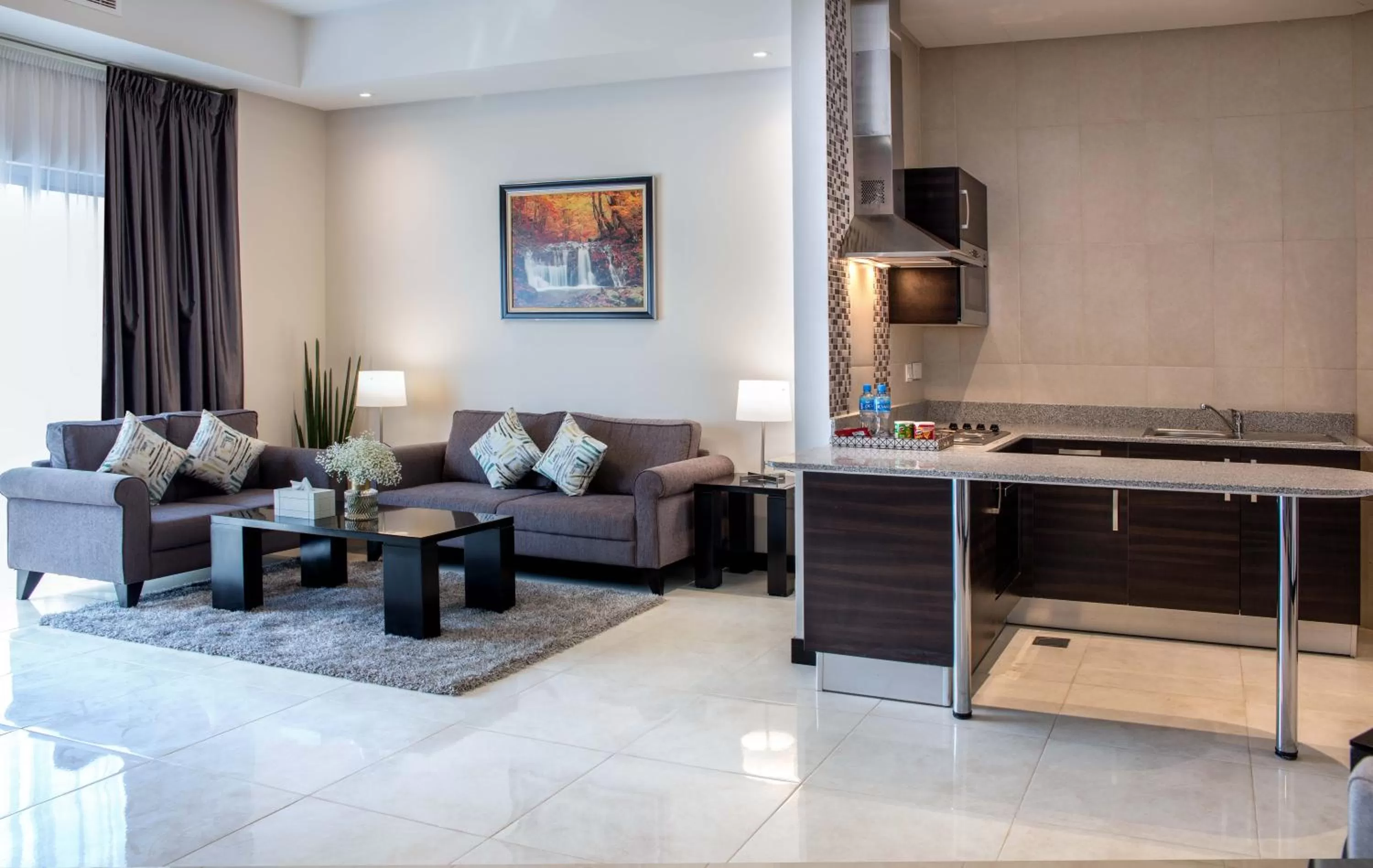 TV and multimedia in Loumage S Suites and Spa