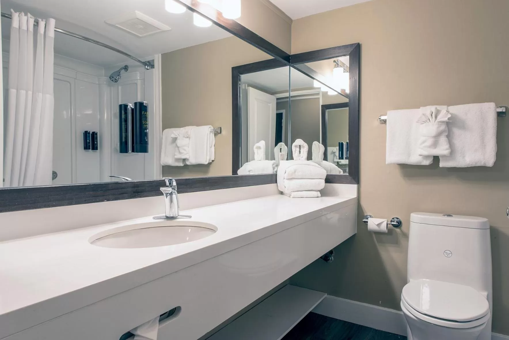 Bathroom in Living Stone Golf Resort