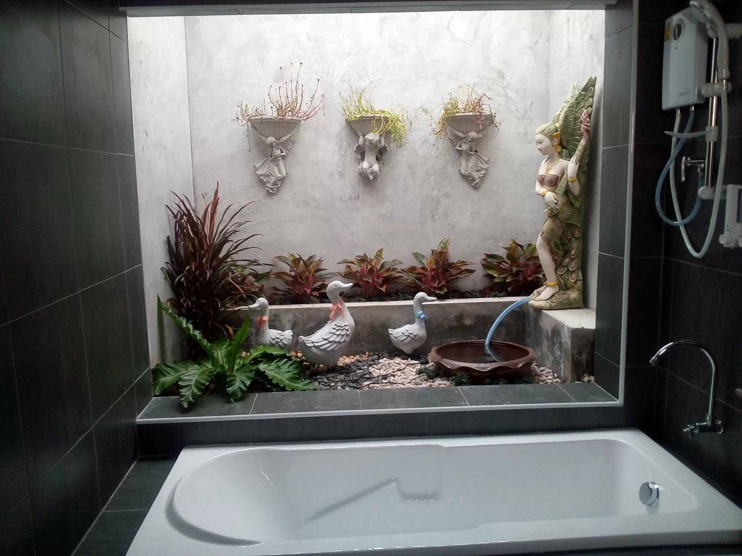 Shower, Bathroom in Fancy Carp Resort