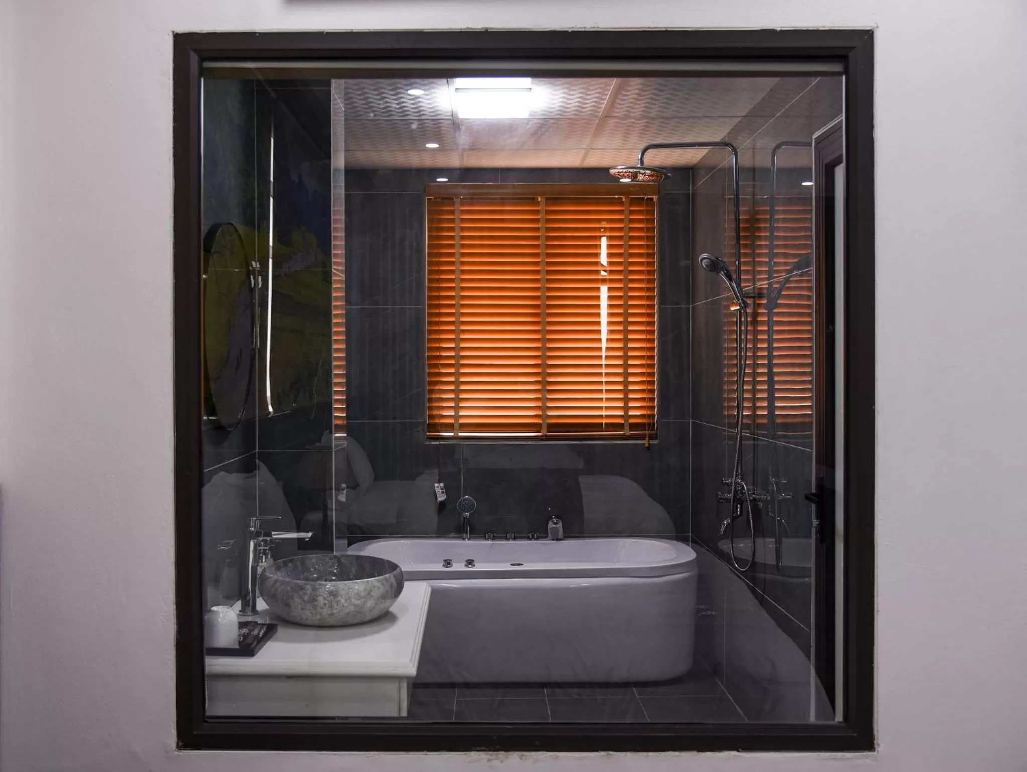 Bathroom in Lotus Hotel Ninh Bình