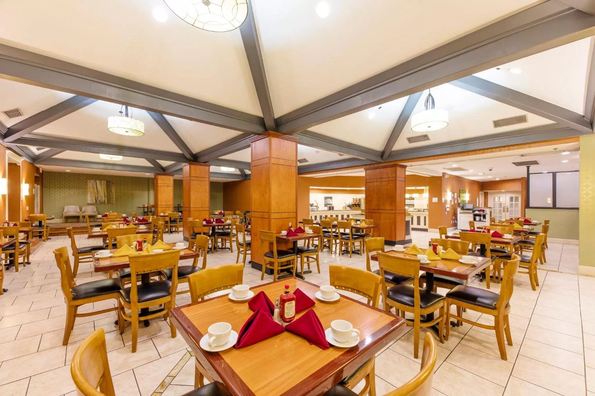 Restaurant/places to eat in Holiday Inn Austin Midtown by IHG