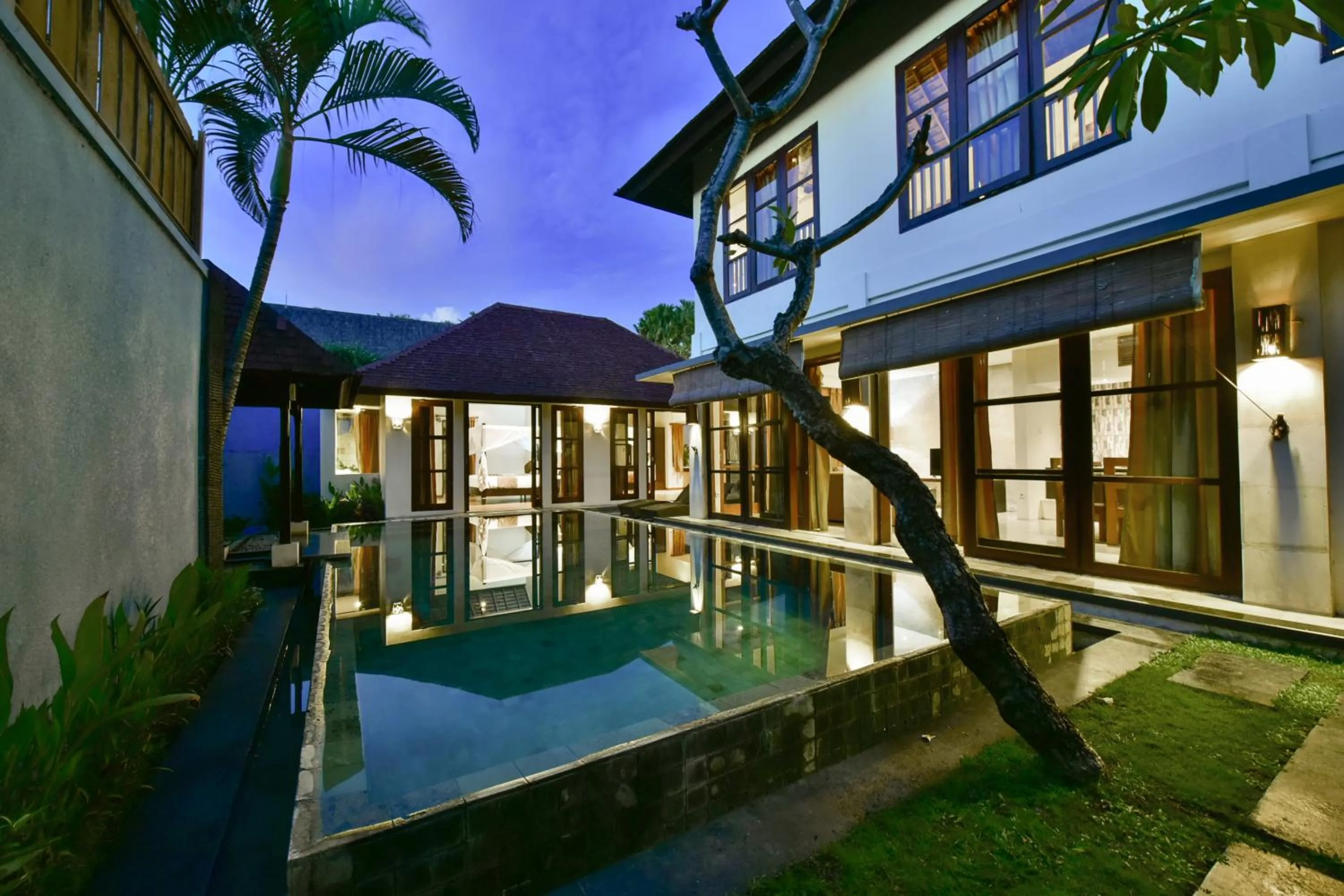 The Khayangan Dreams Villa Umalas