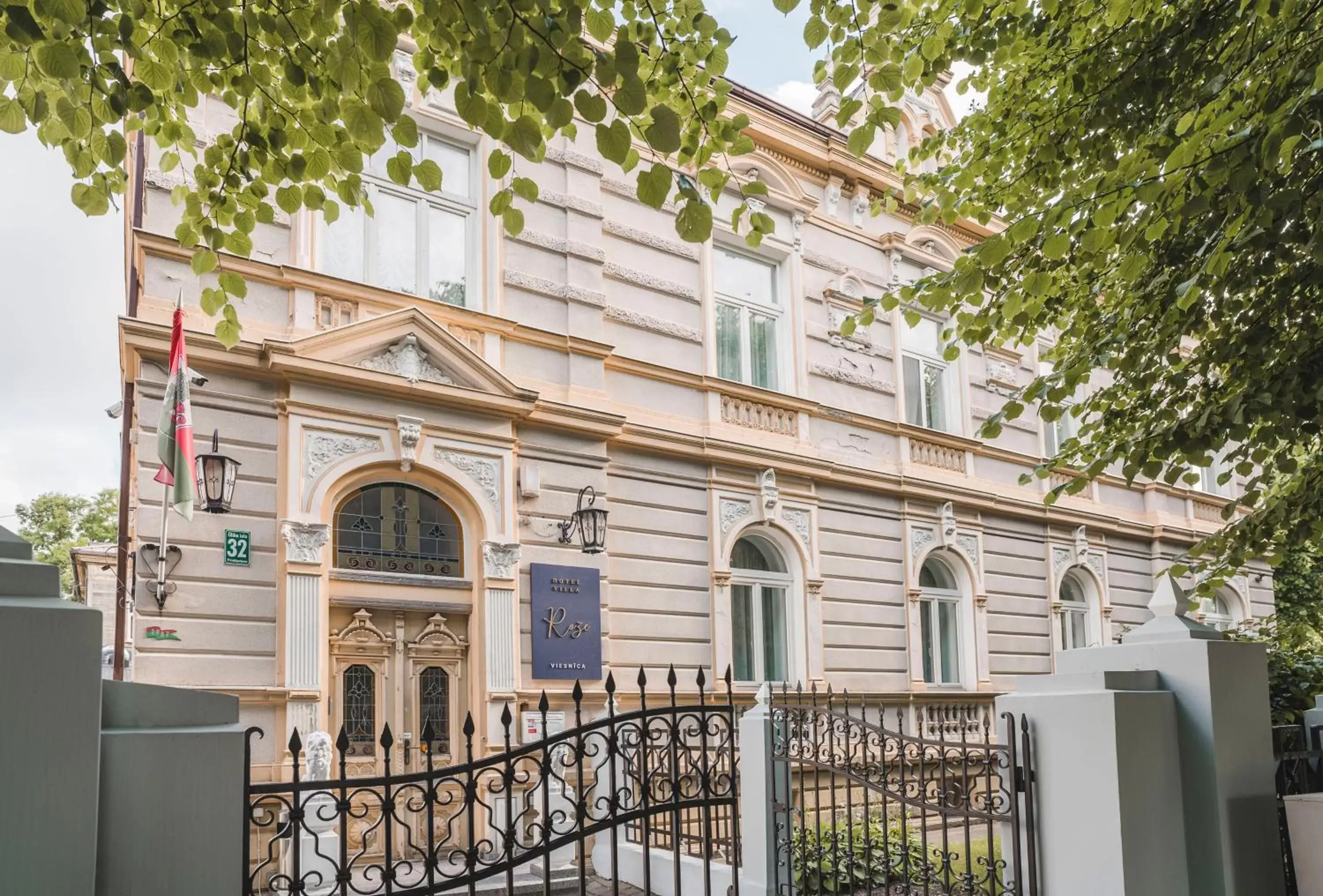 Twin Room Attic in Roze Villa Twin Room Attic in Roze Villa