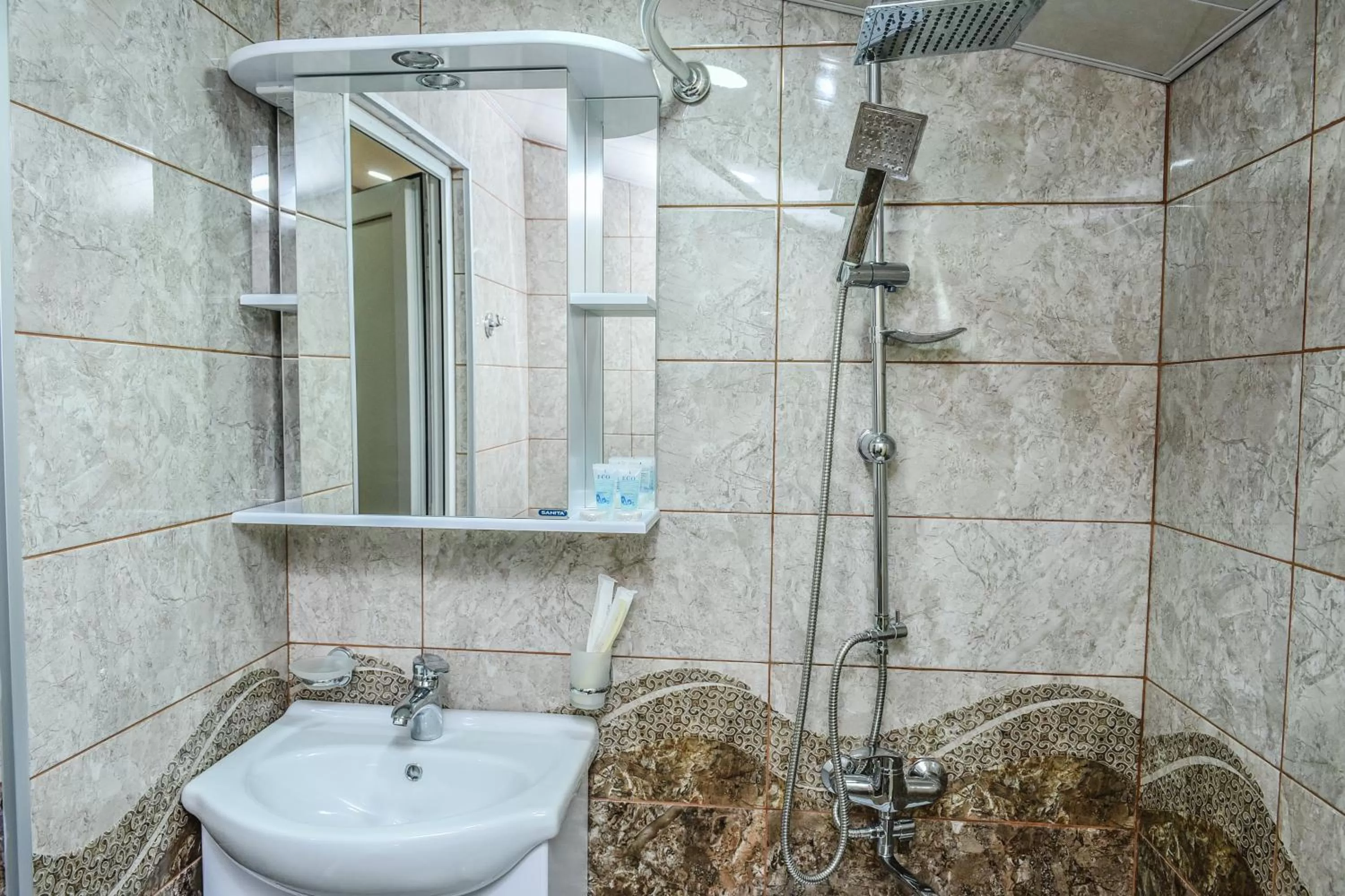 Bathroom in Hotel S.R