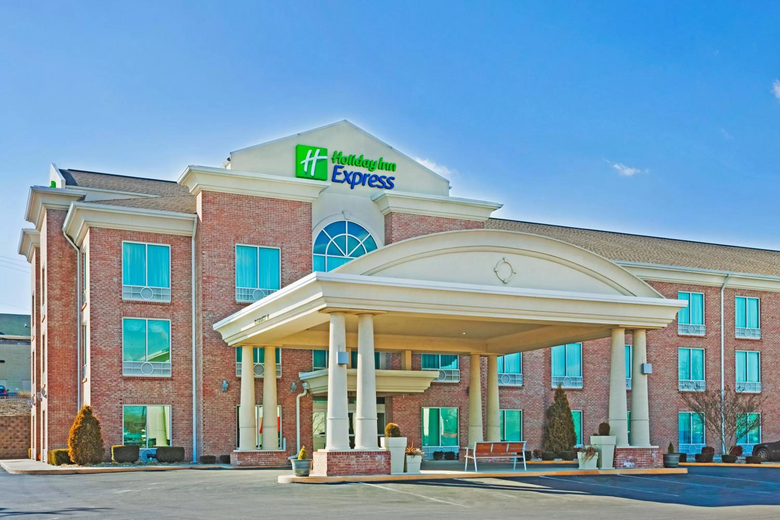 Property building in Holiday Inn Express Hotel & Suites London by IHG