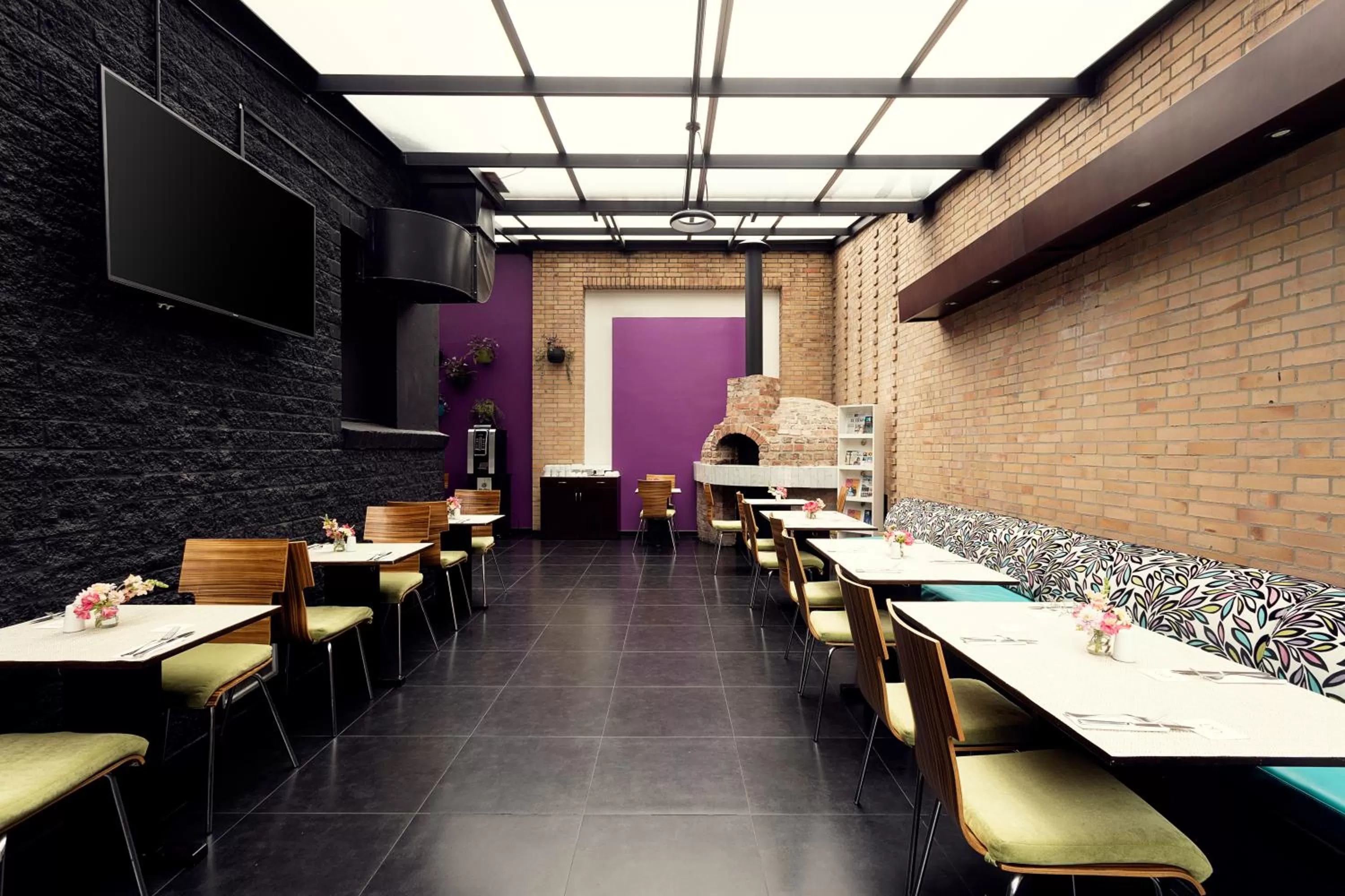 Lounge or bar in Hotel bh Parque 93