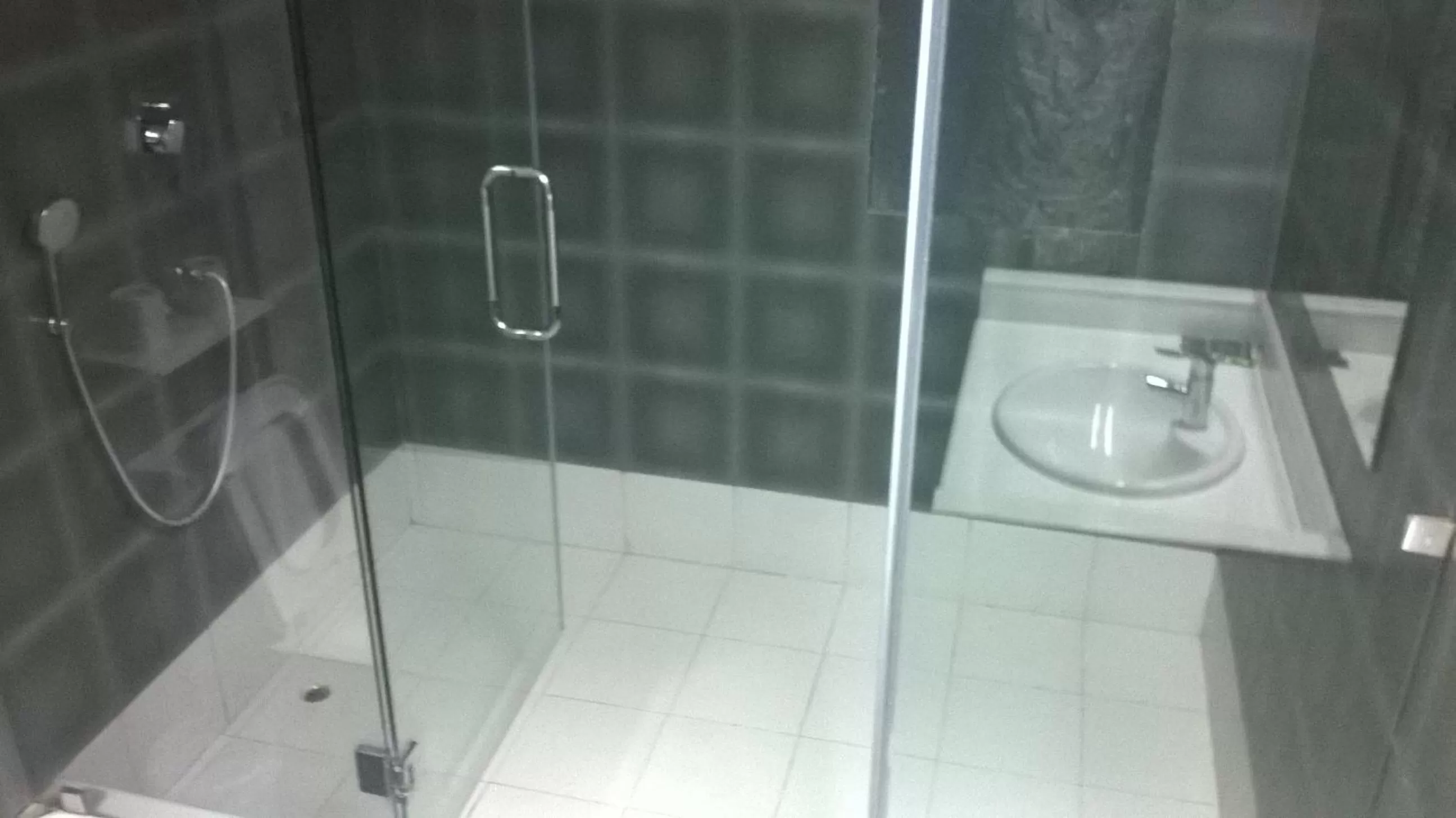 Bathroom in Hotel Hulk