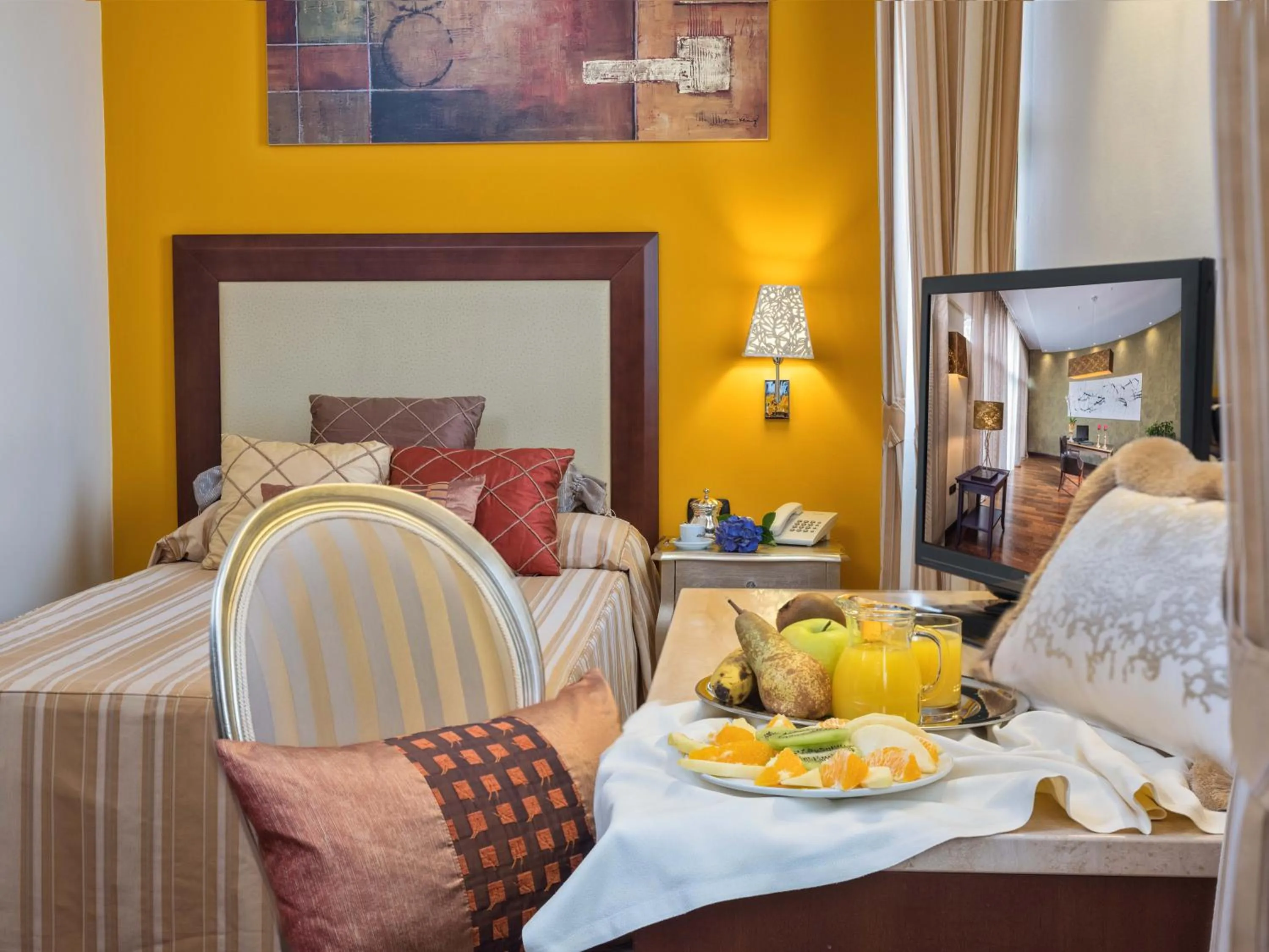 Bed in Hotel For You