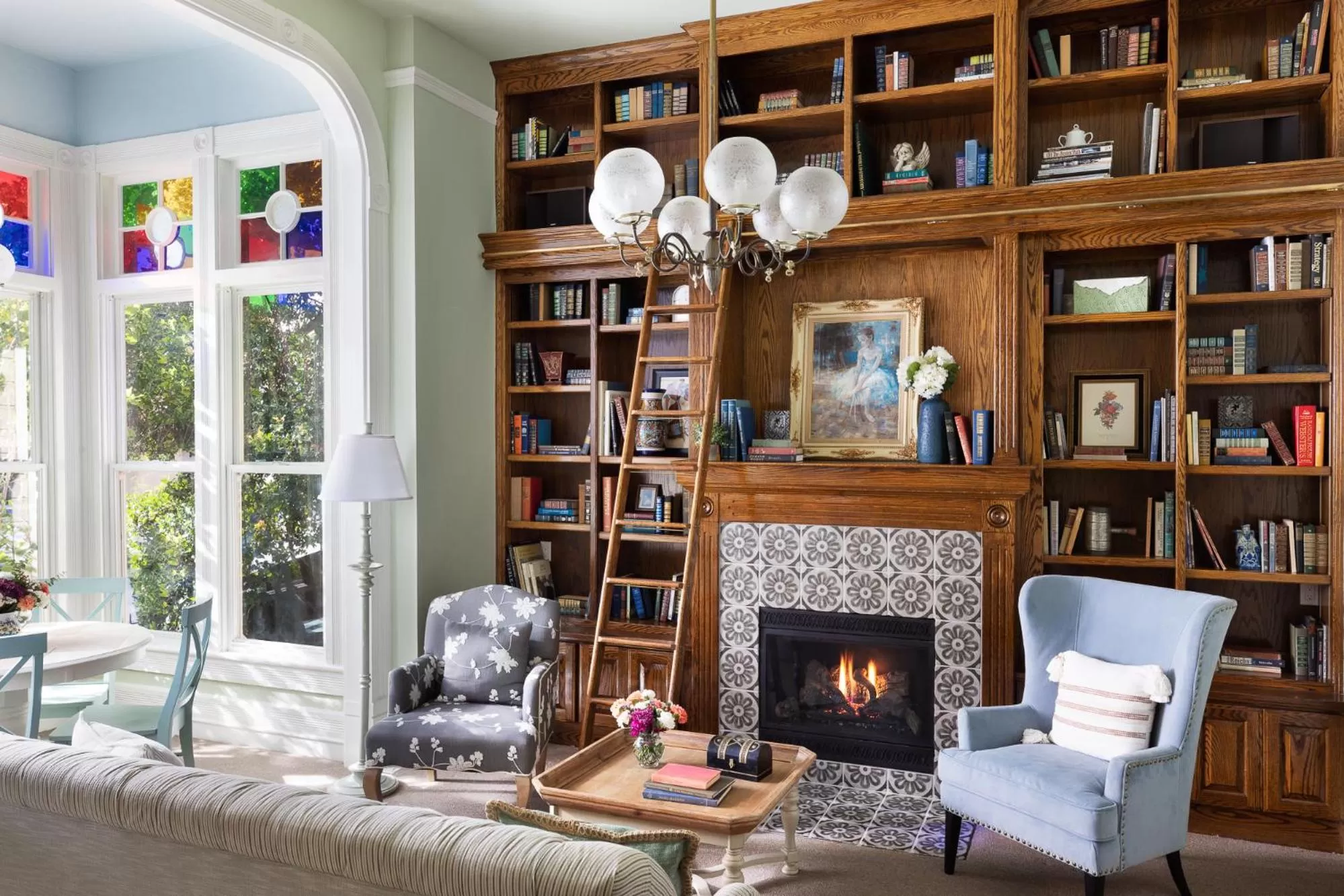 Library in Garden Street Inn Downtown San Luis Obispo, A Kirkwood Collection Hotel