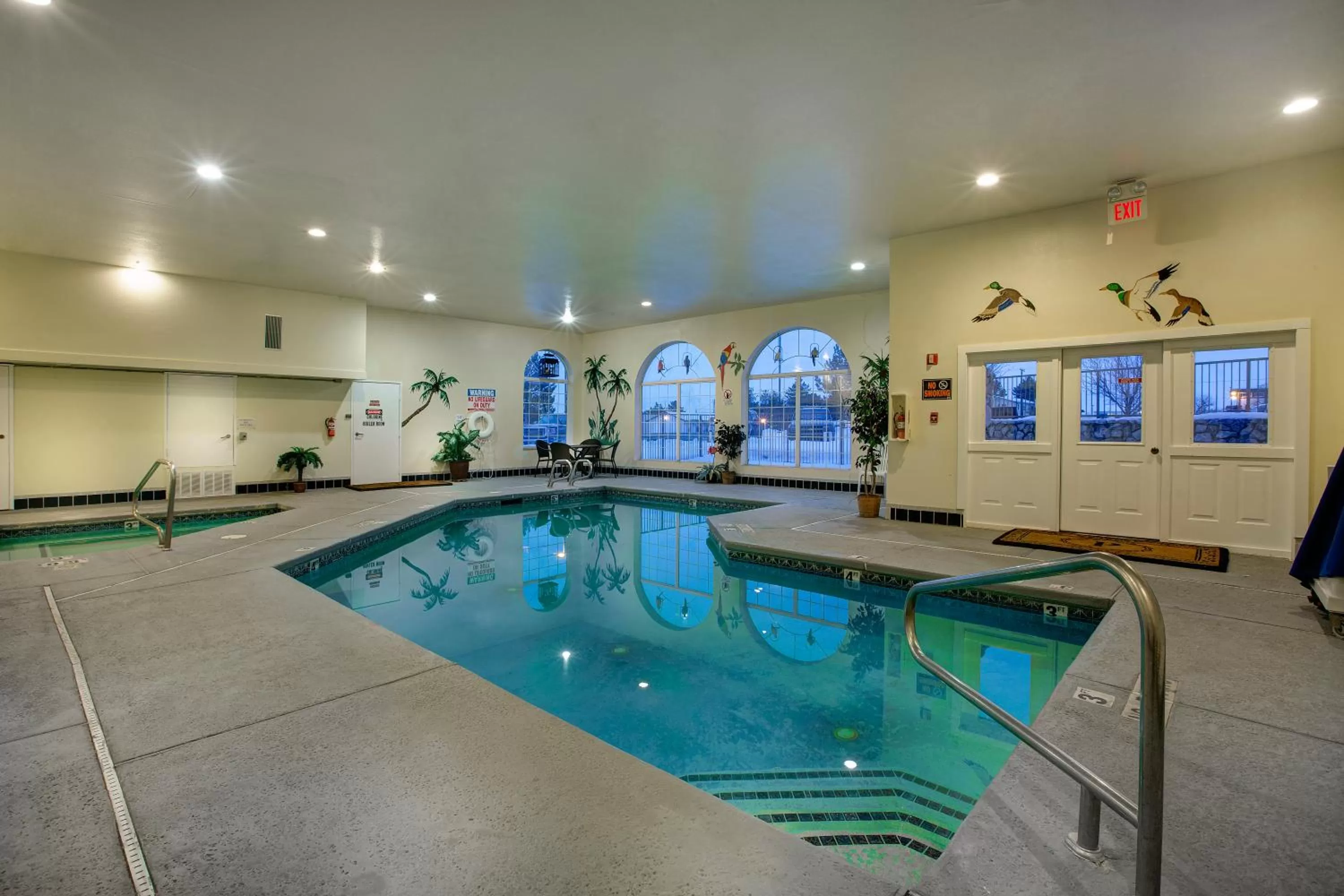 Swimming pool in Prospector Hotel & Casino