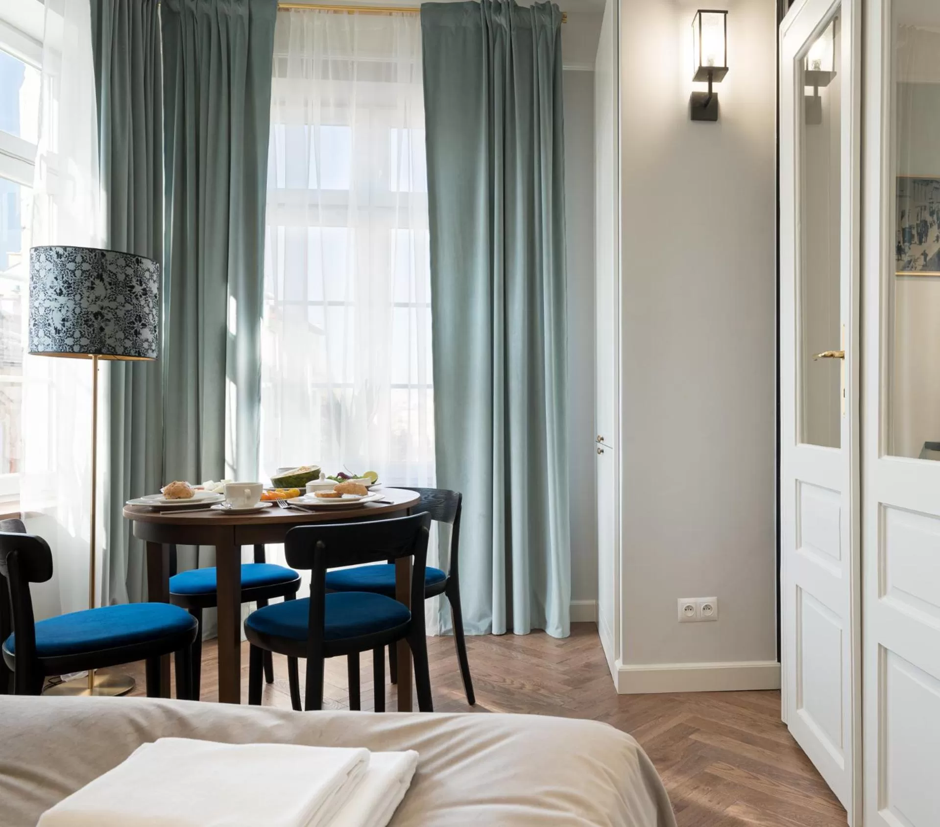 Seating area, Bed in Starowislna 77