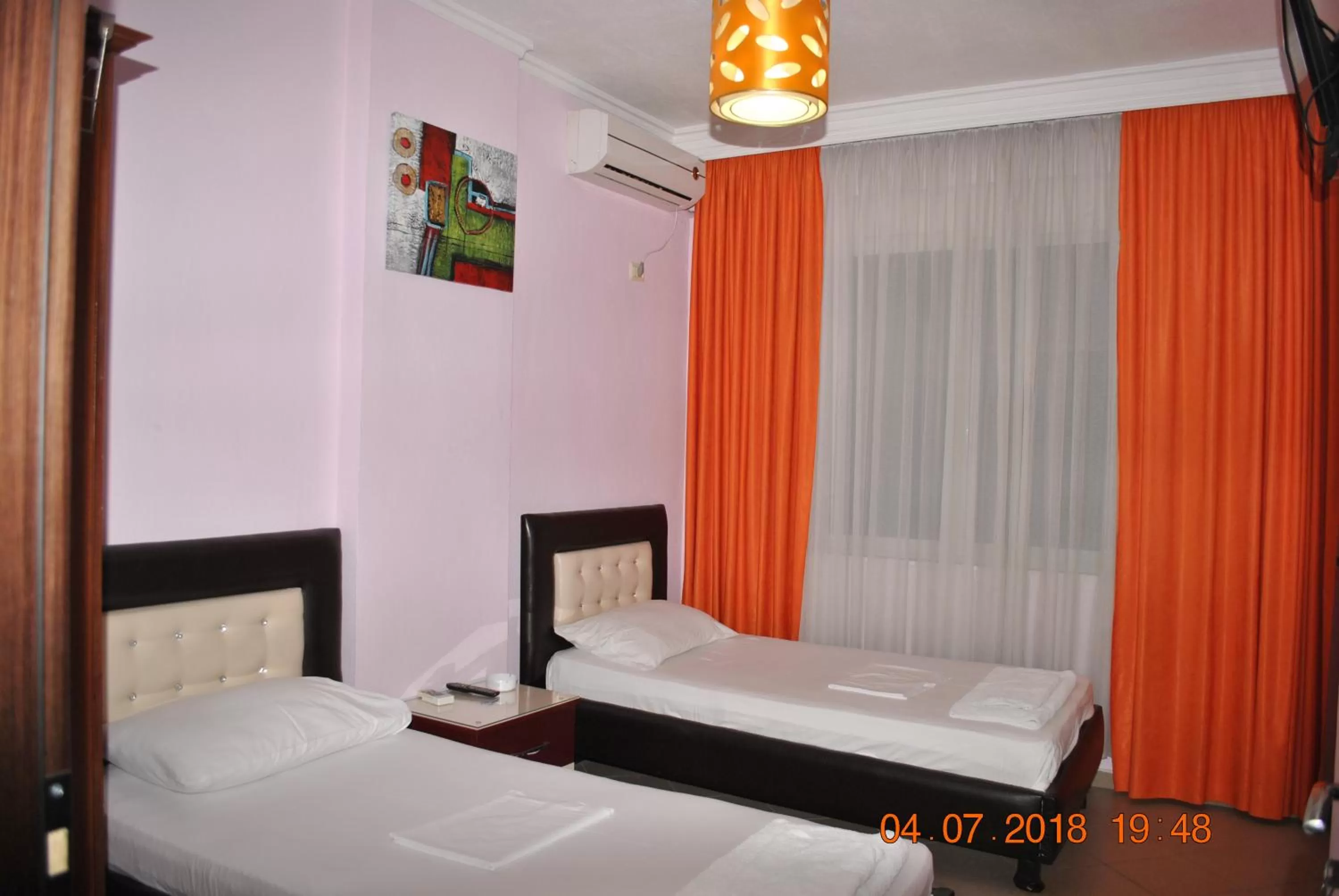 Bed in Hotel Freskia