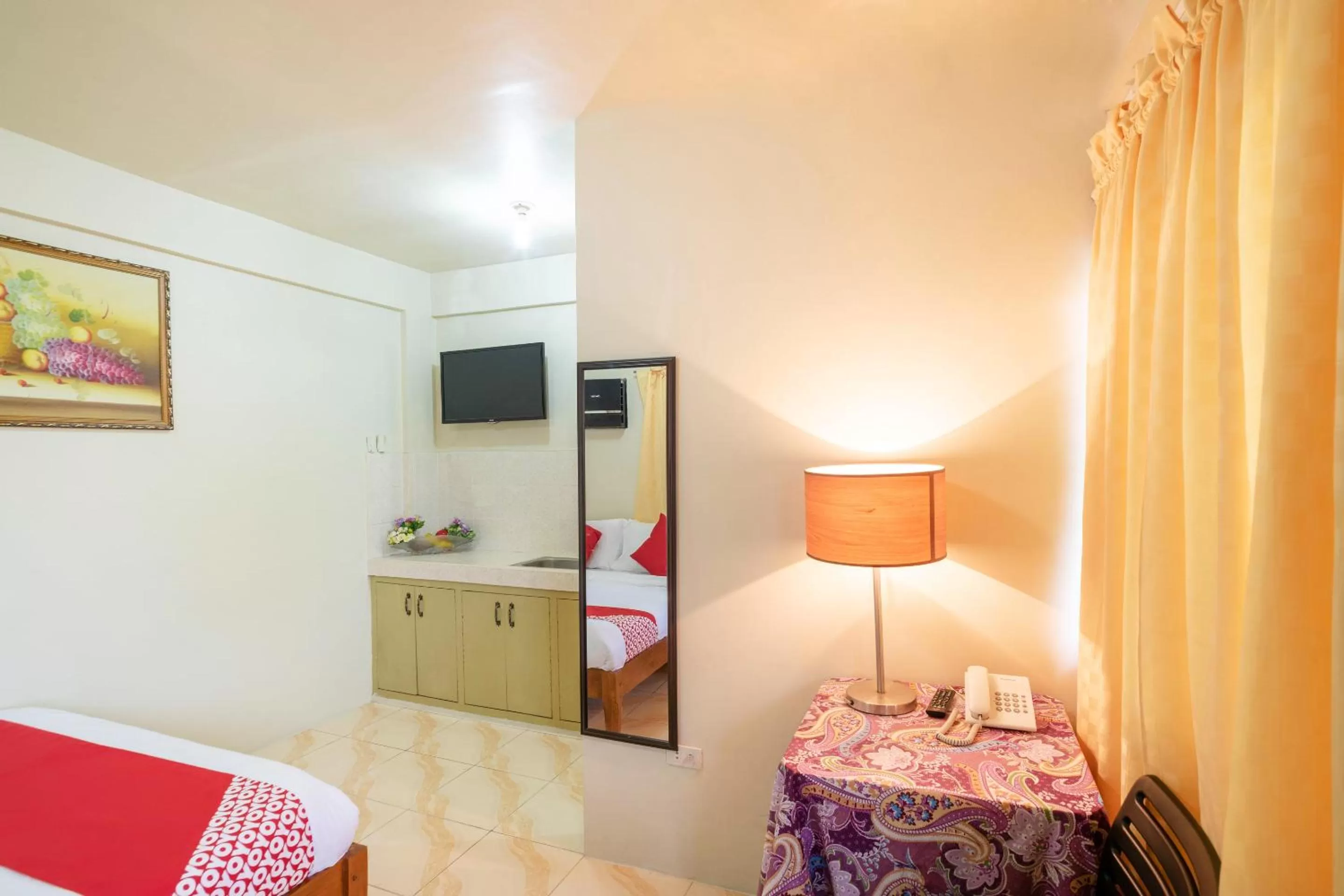 Bedroom, TV/Entertainment Center in Conrado's Apartelle