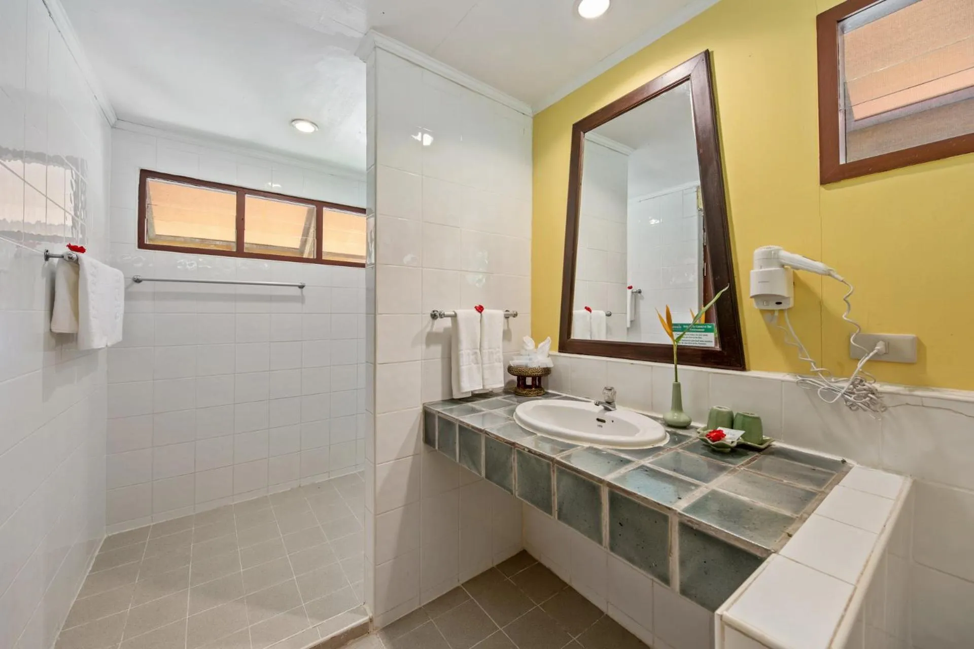 Bathroom in Pinnacle Samui Resort