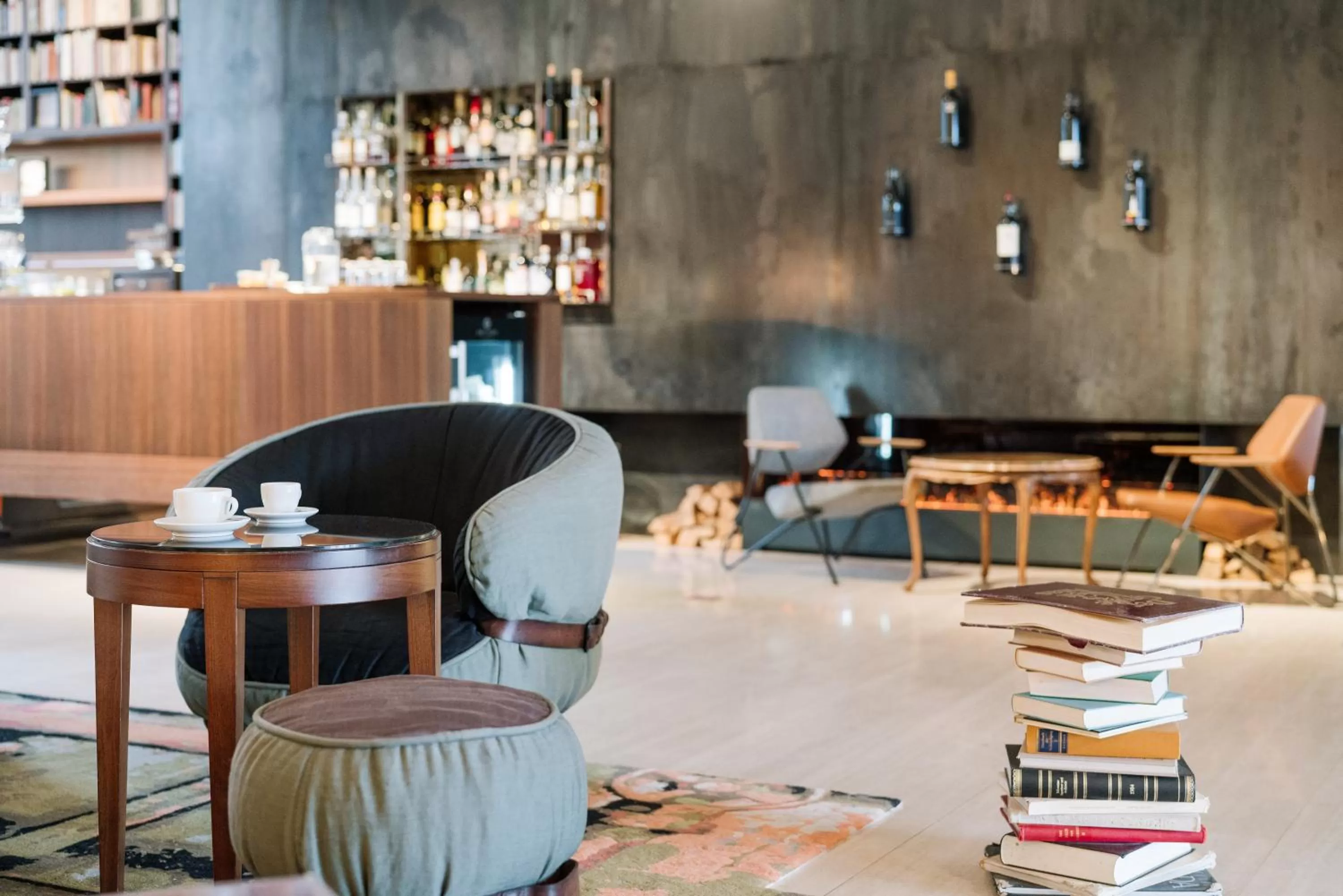 Restaurant/places to eat in B2 Hotel Zürich