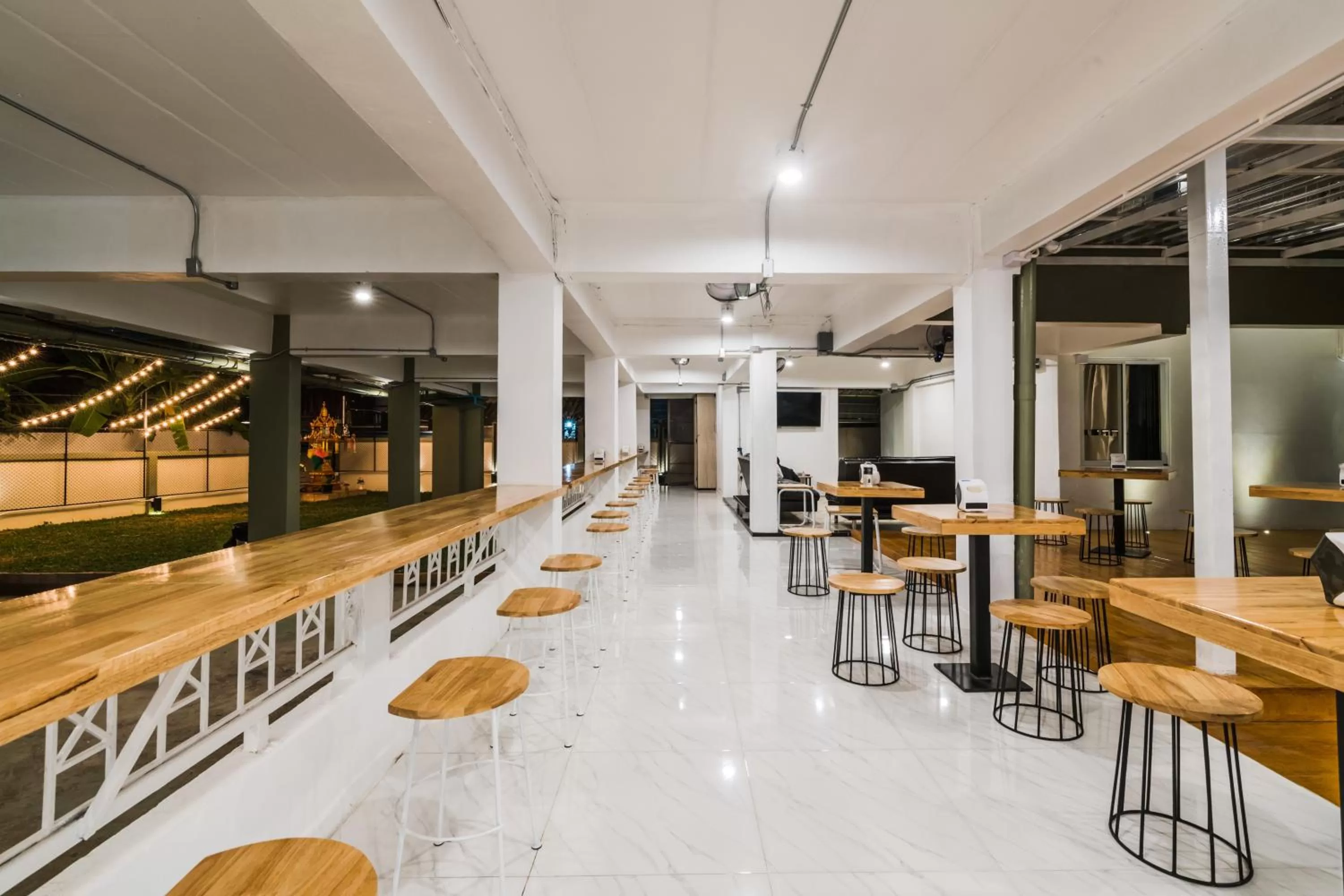 Your Space Hotel Prasingh