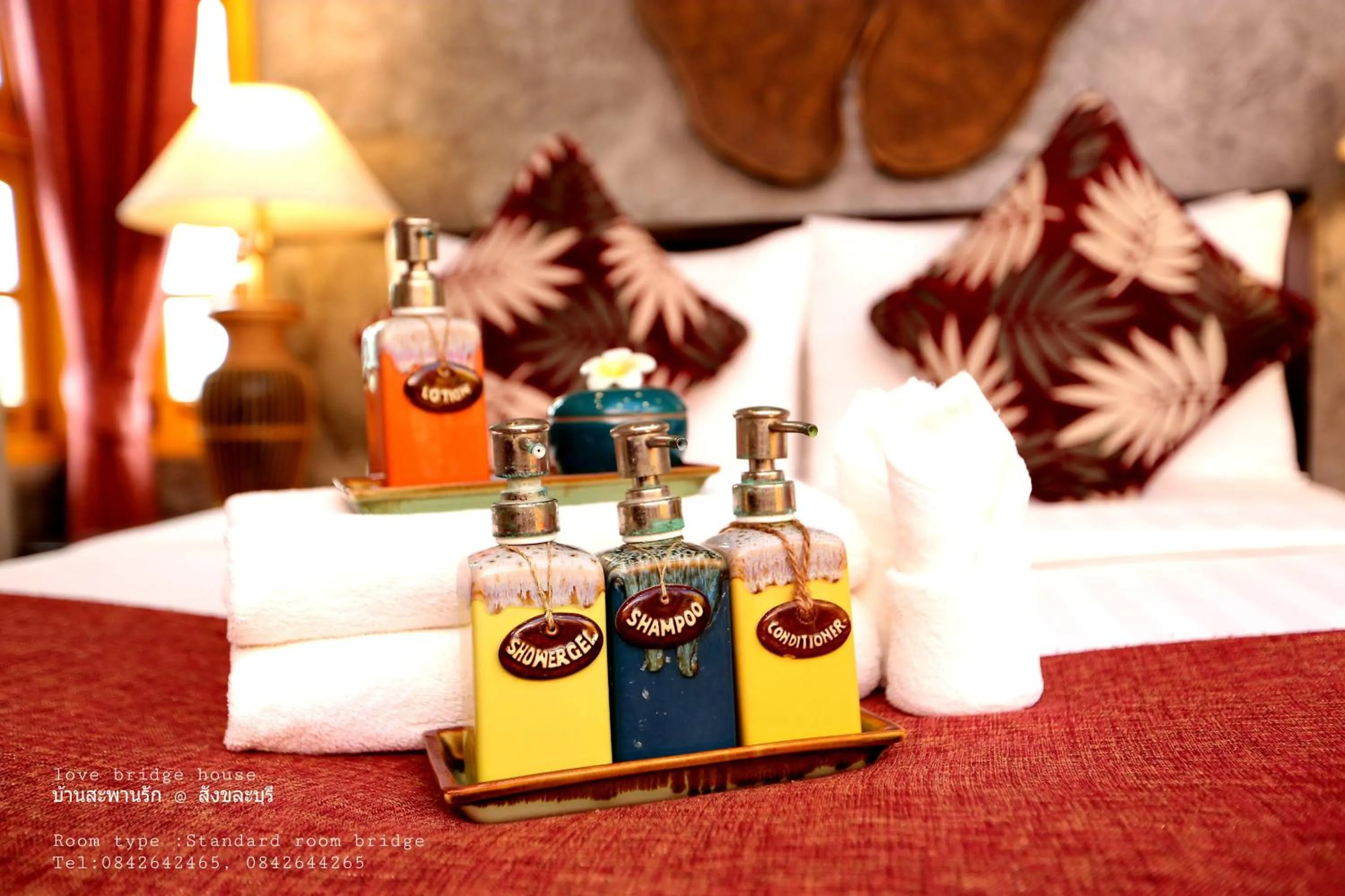 Bed in Love Bridge House บ้านสะพานรัก