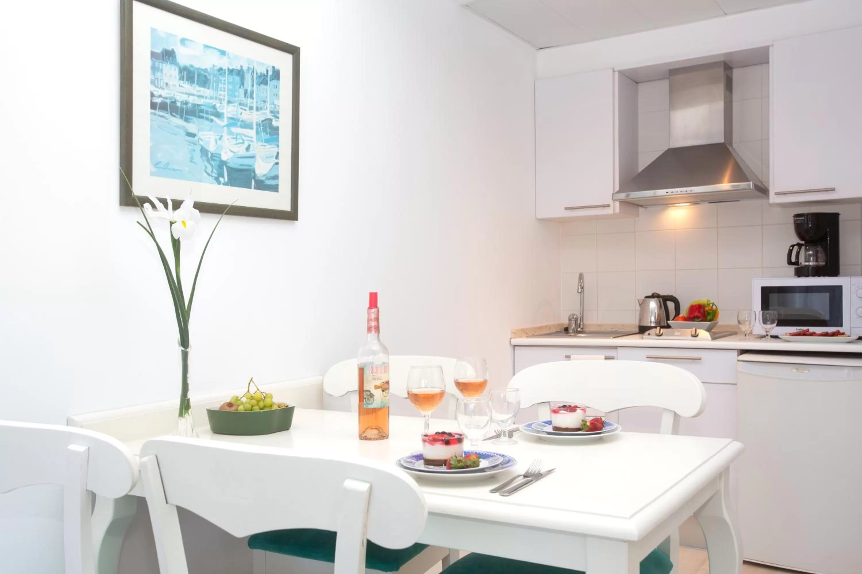 One-Bedroom Apartment in Hotel Marina