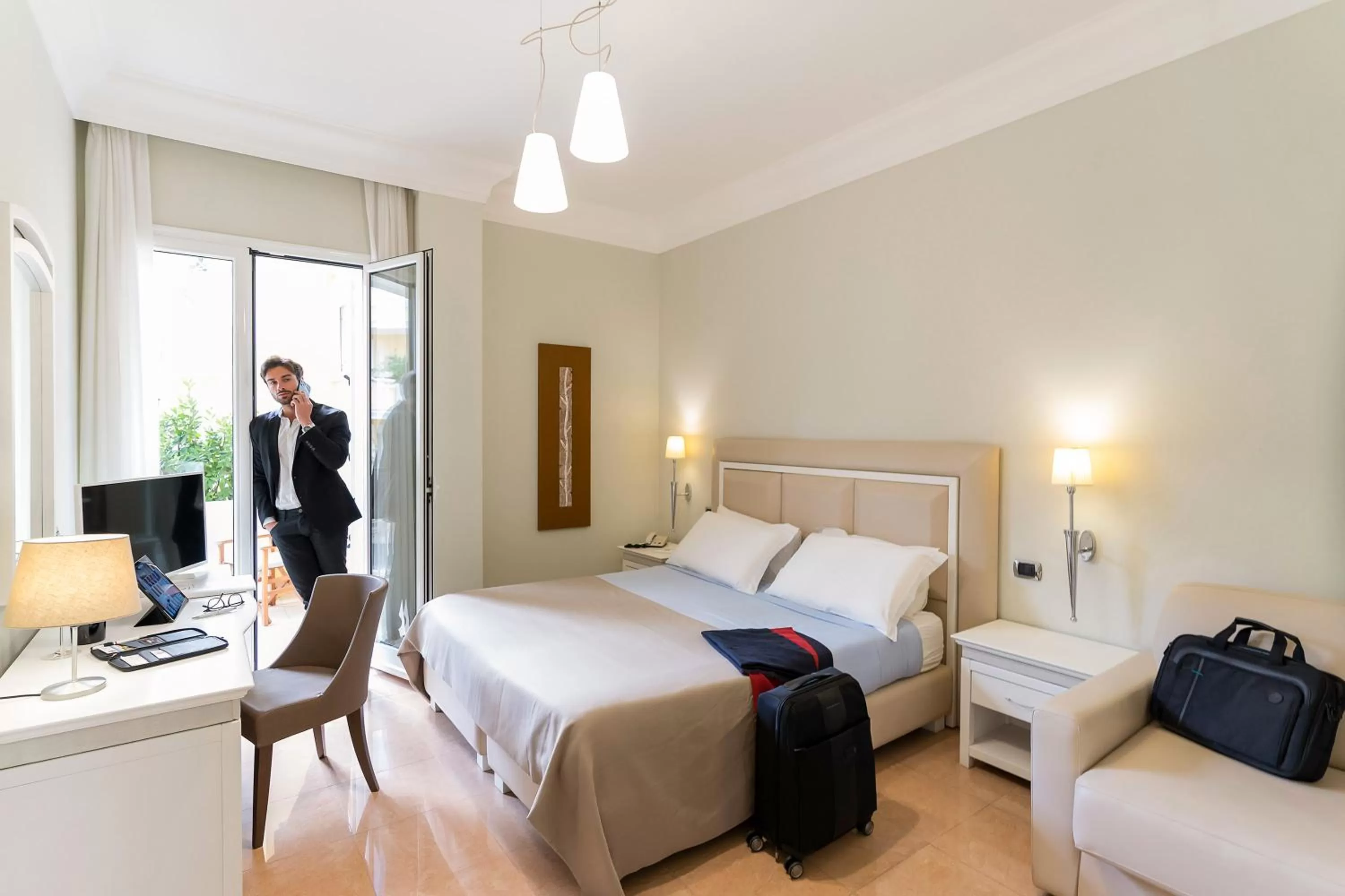 Bedroom, Bed in Victoria Palace Hotel & Zen Wellness