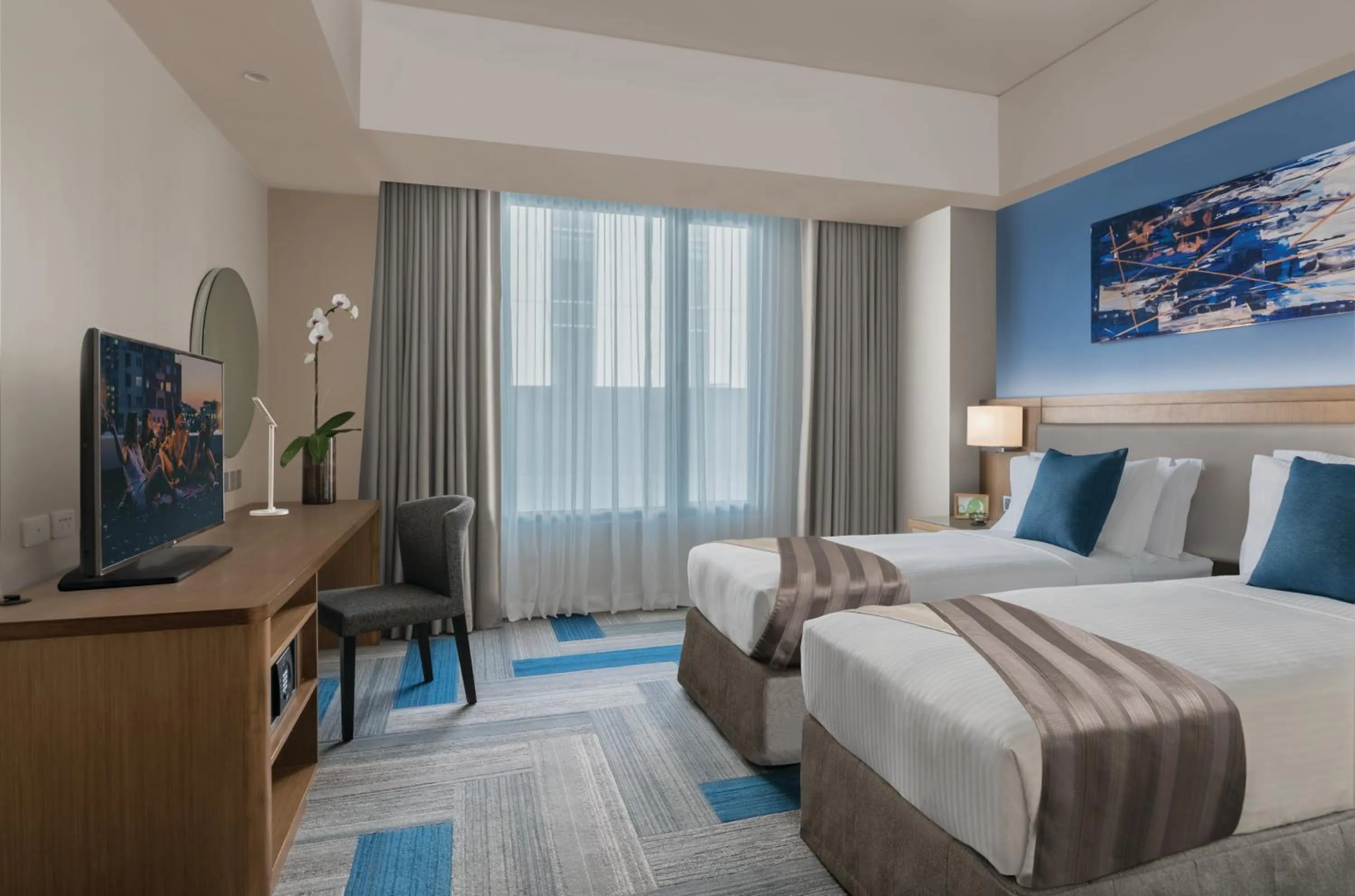 Bed in Citadines Bay City Manila