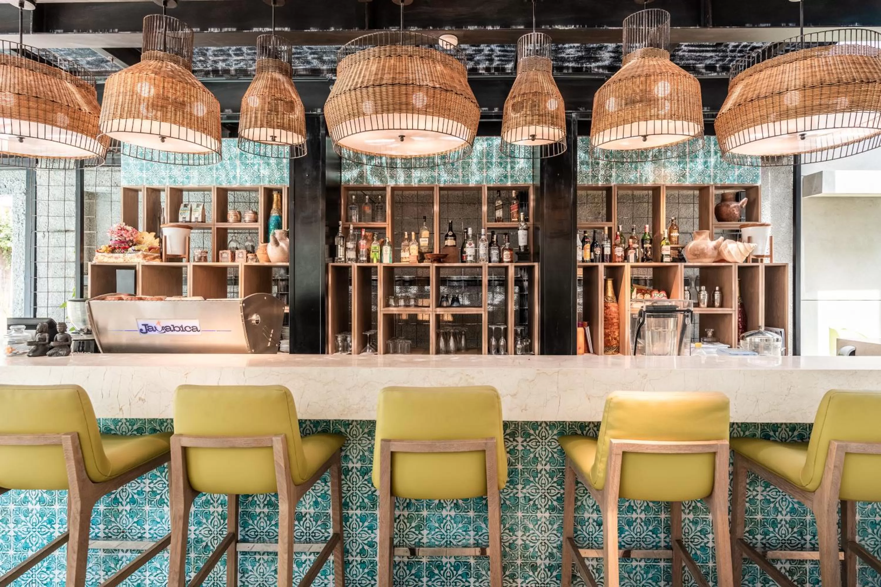 Lounge or bar in Holiday Inn Bali Sanur by IHG