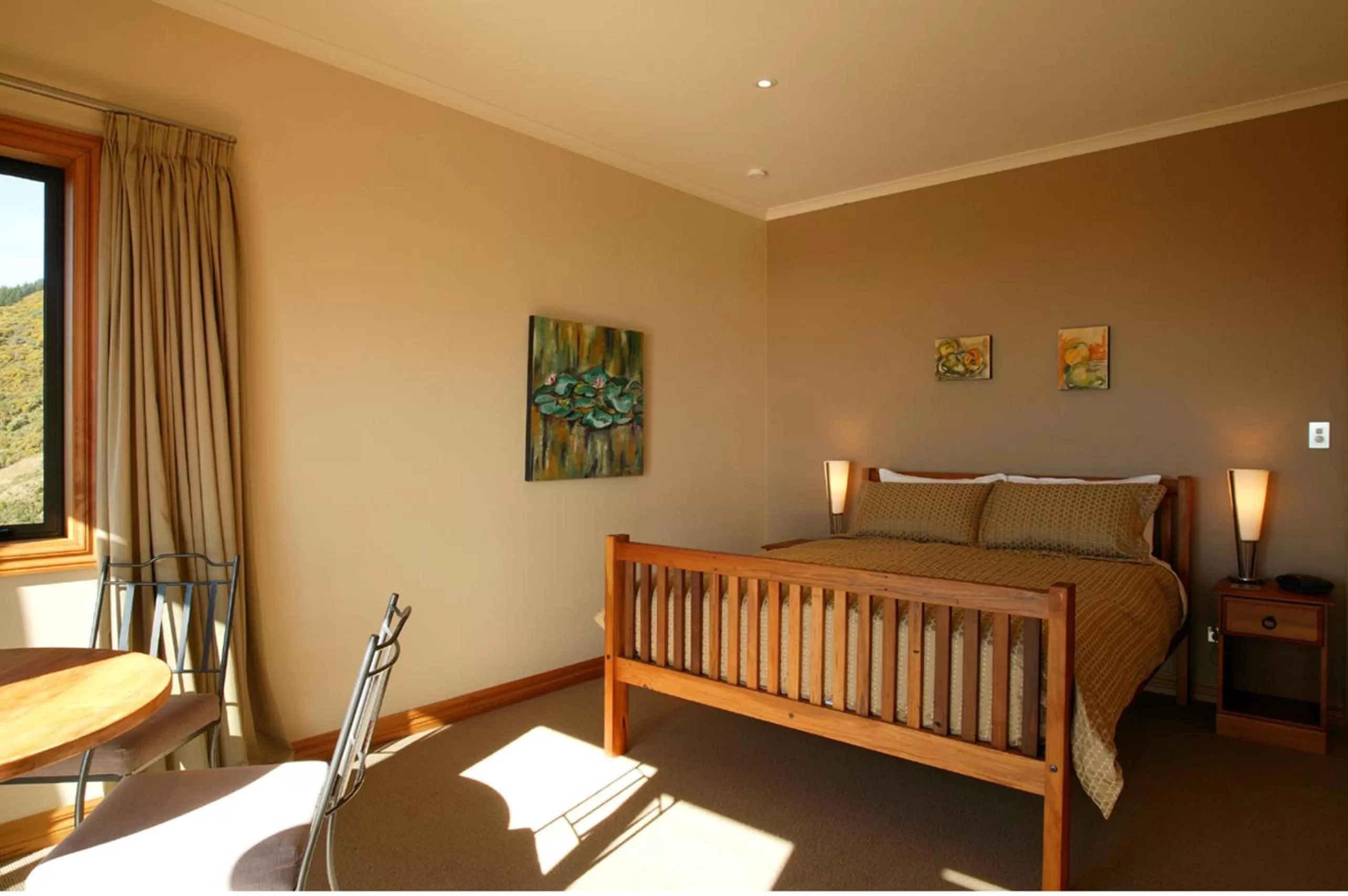 Bedroom, Bed in Parautane Lodge