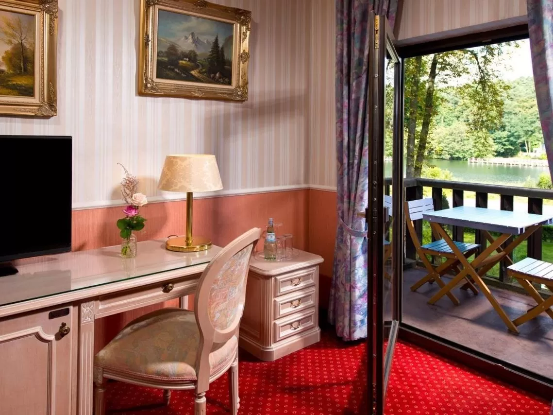 Bedroom in Seeschloß