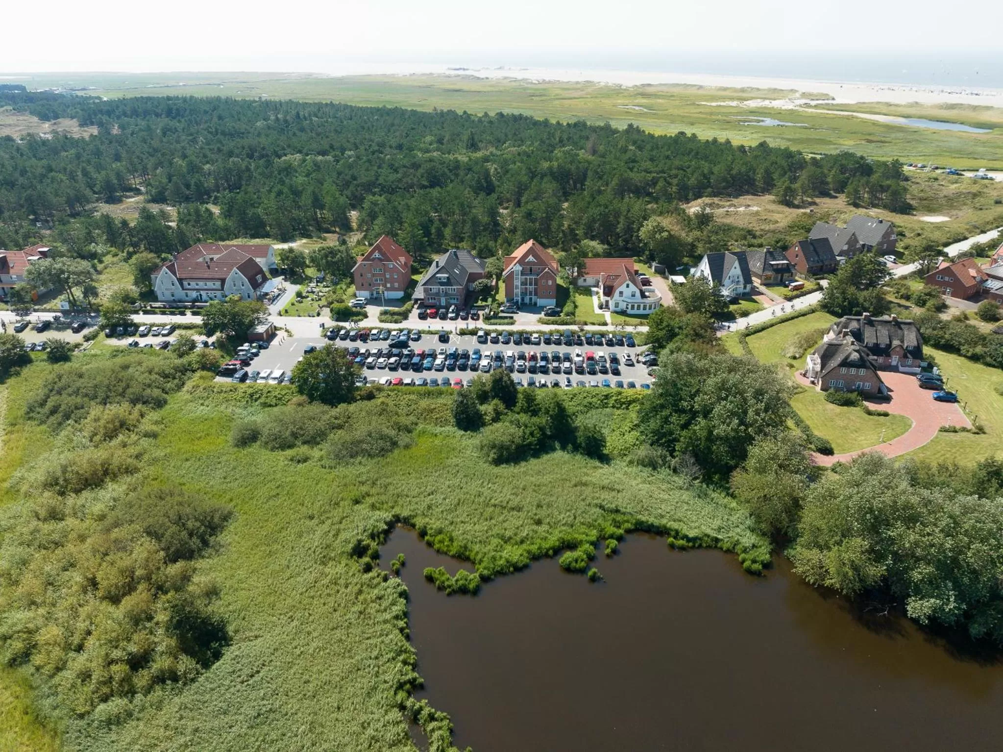 Property building, Bird's-eye View in Hotel 'Das Strandhaus'