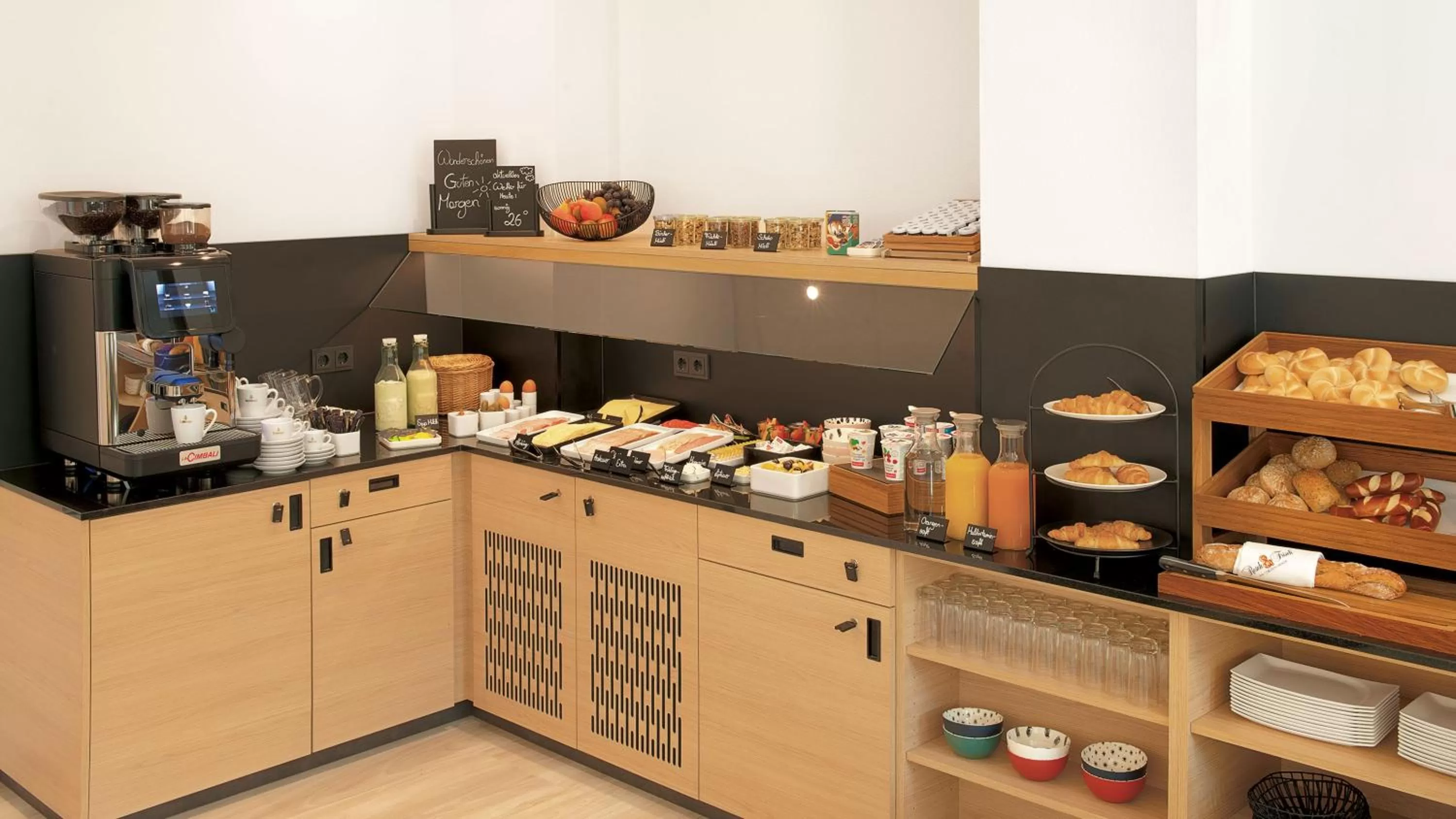 Buffet breakfast in Stadthotel Oberndorf