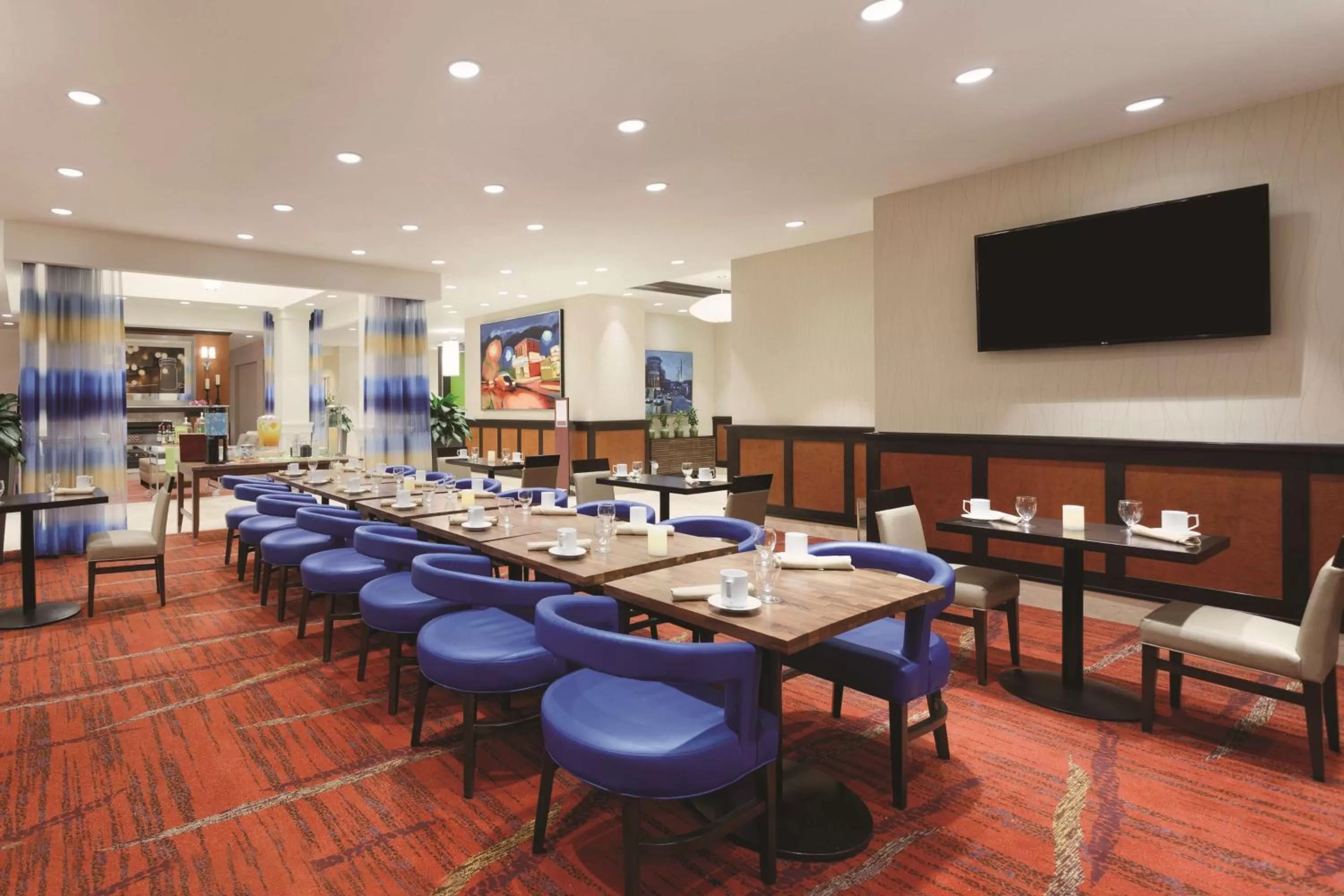 Restaurant/places to eat in Hilton Garden Inn Falls Church