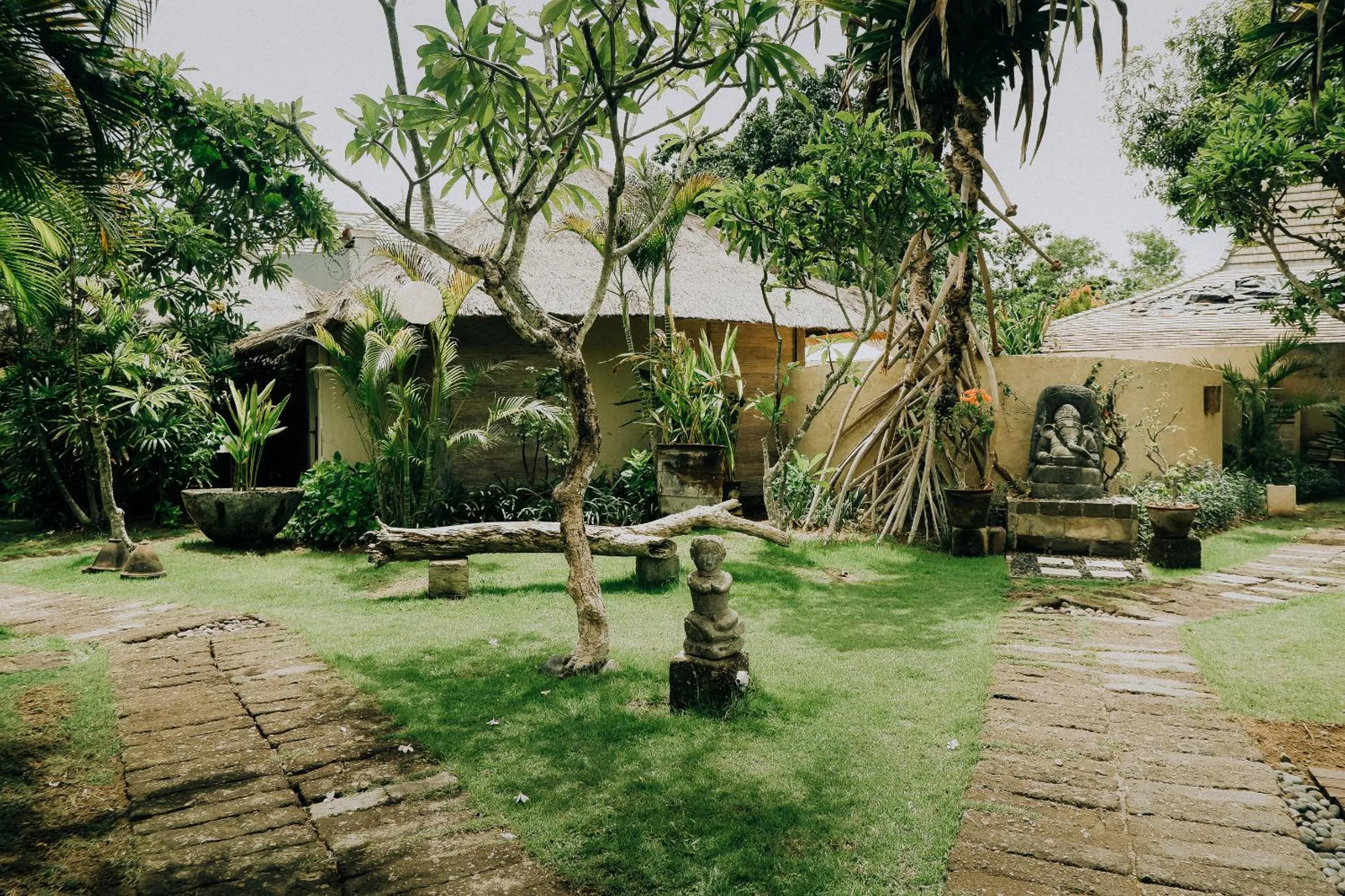 Property building in Visakha Sanur by Puri Signatures