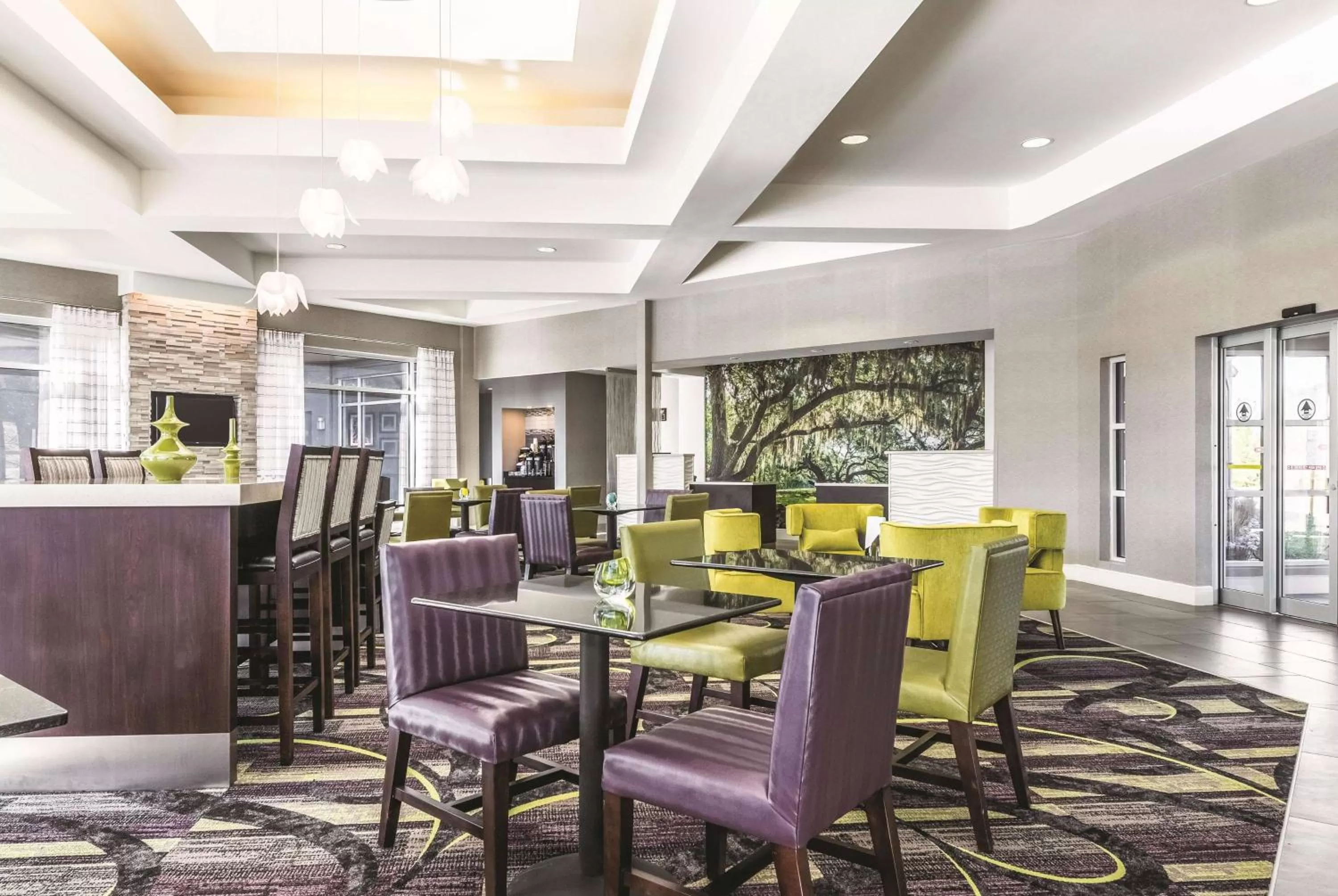 Lobby or reception in La Quinta by Wyndham Alexandria Airport