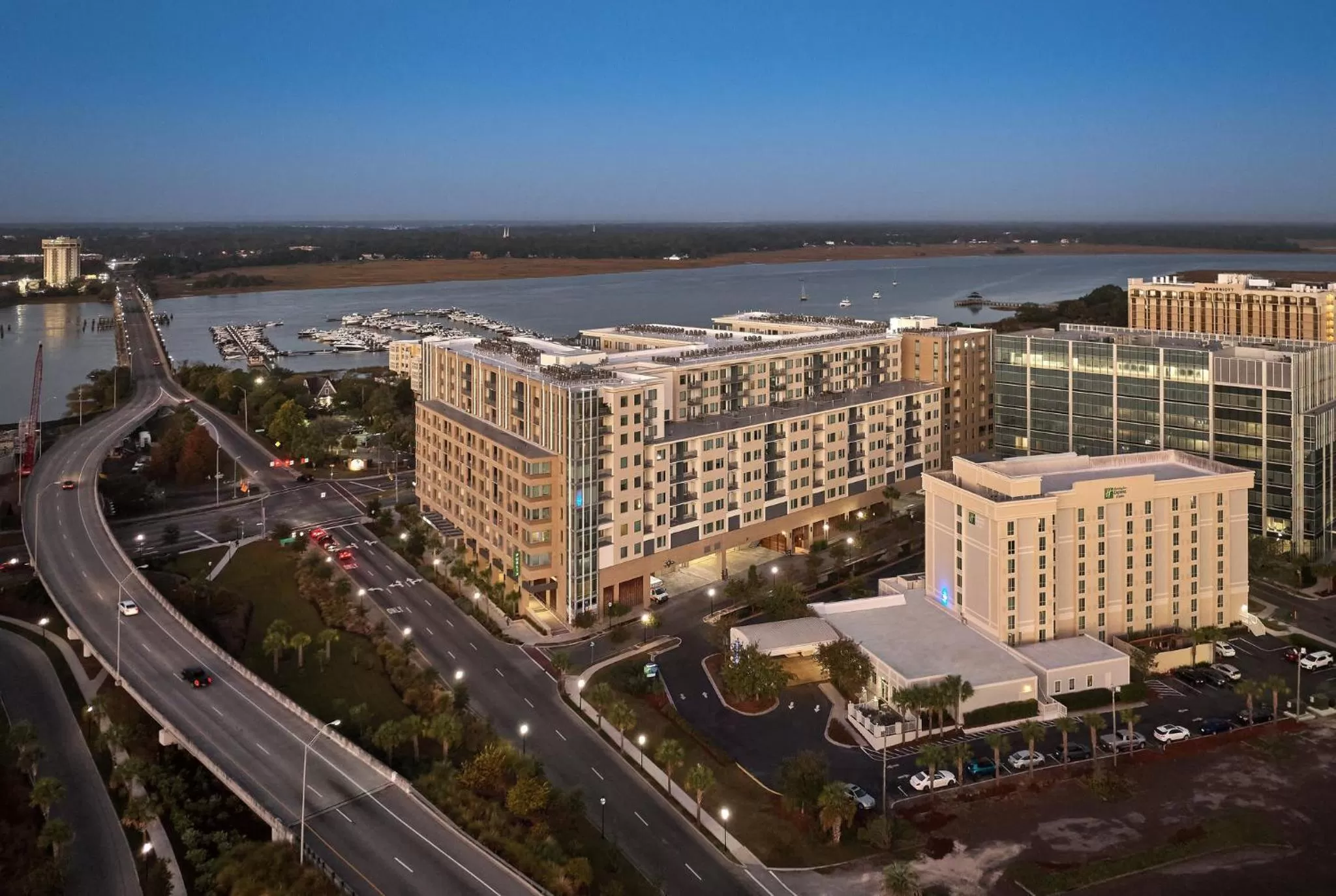 Property building in Holiday Inn Express & Suites Charleston DWTN -Westedge by IHG