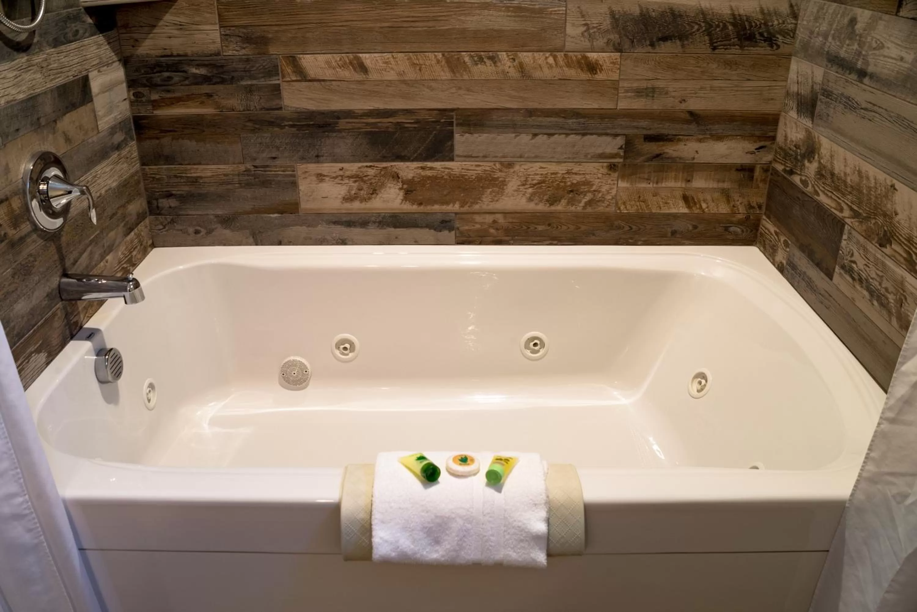 Bathroom in Eagle Cap Chalets