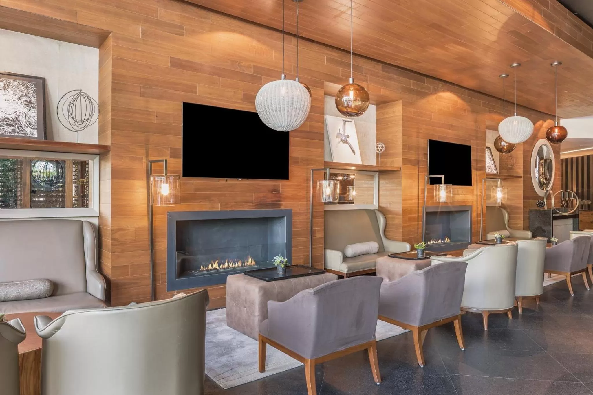 Lounge or bar in Live Aqua Urban Resort Mexico