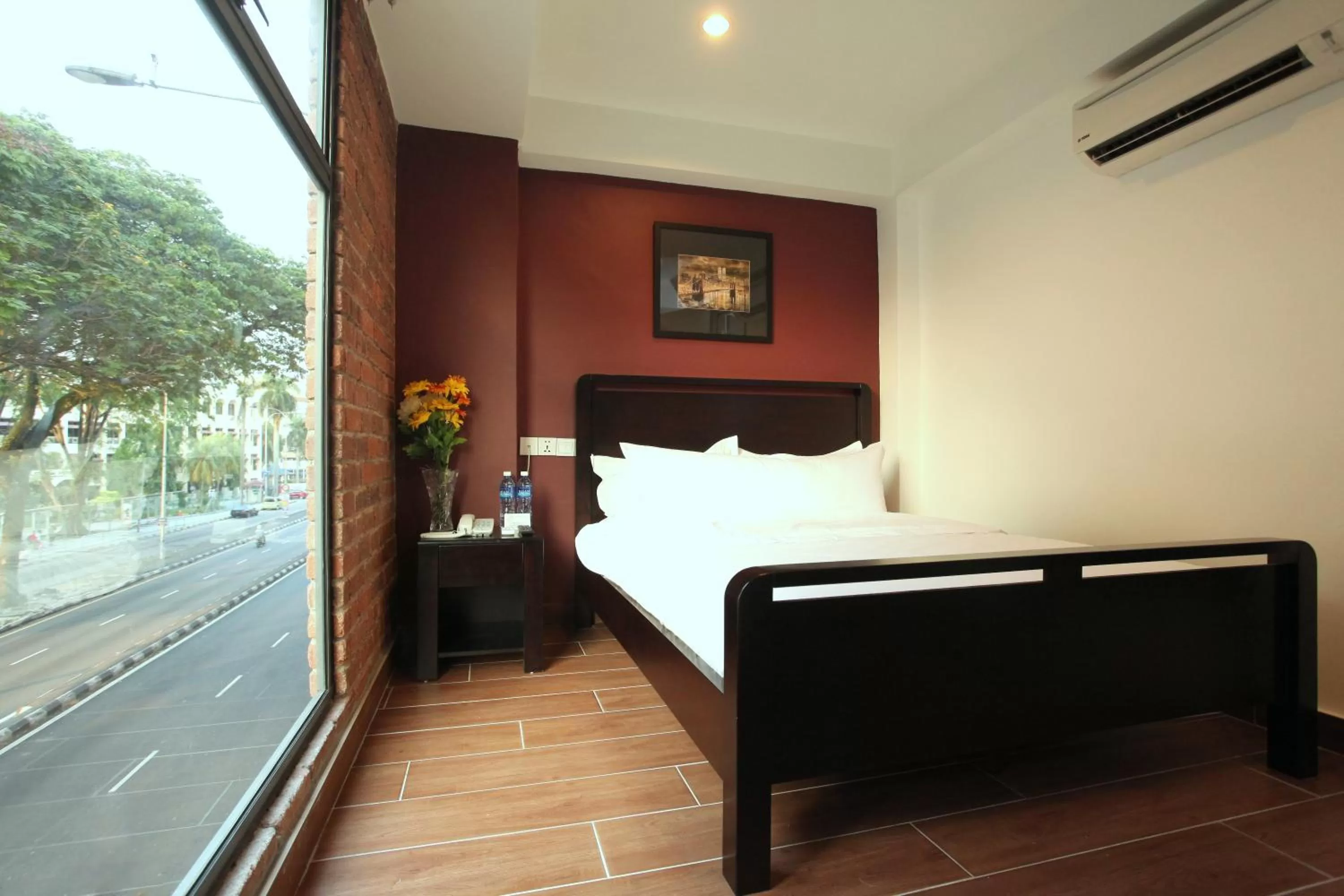 Standard Double or Twin Room in Hotel O Crossroads Hotel