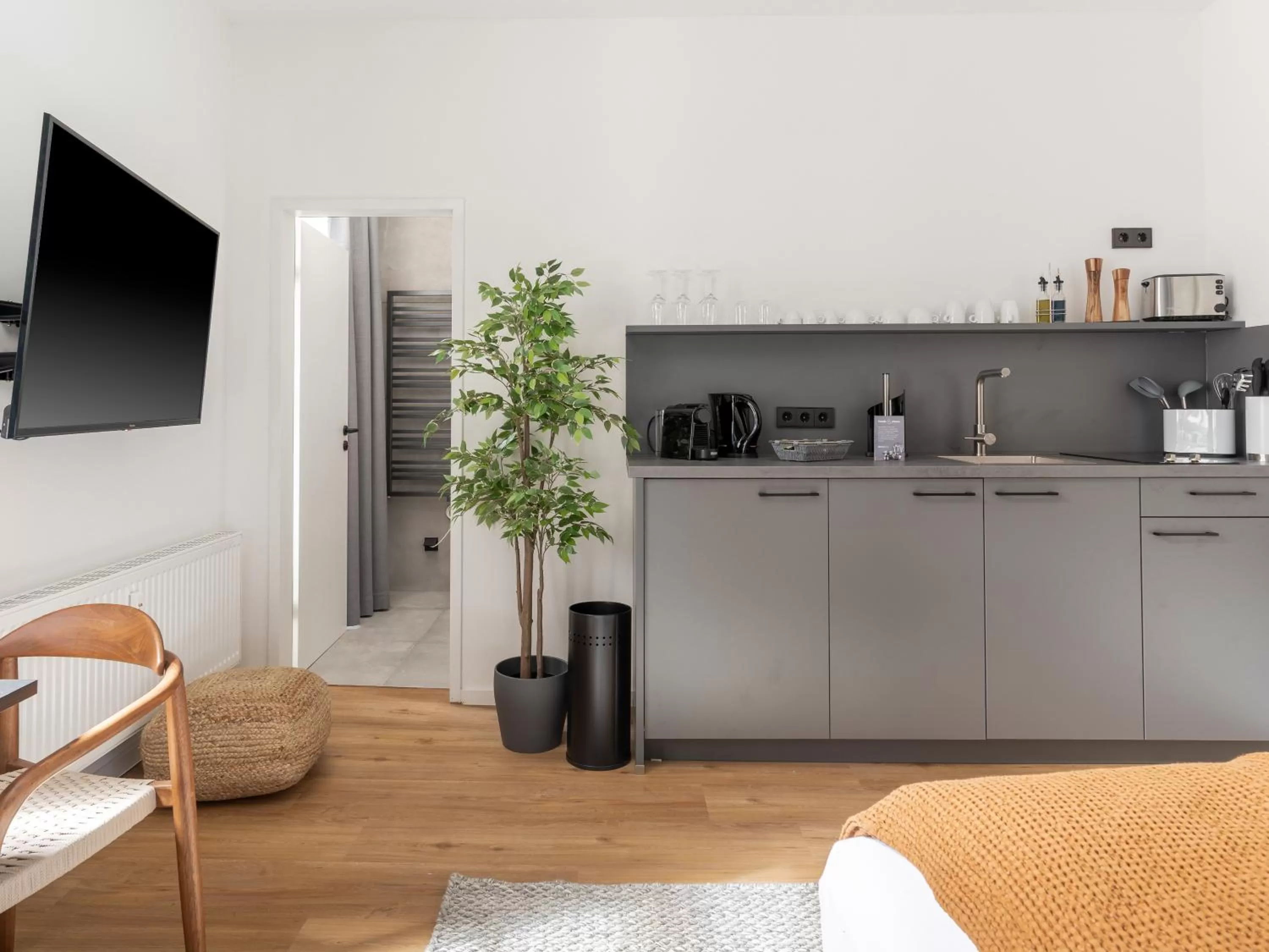 Coffee/tea facilities in Limehome Erfurt Schmidtstedter Straße